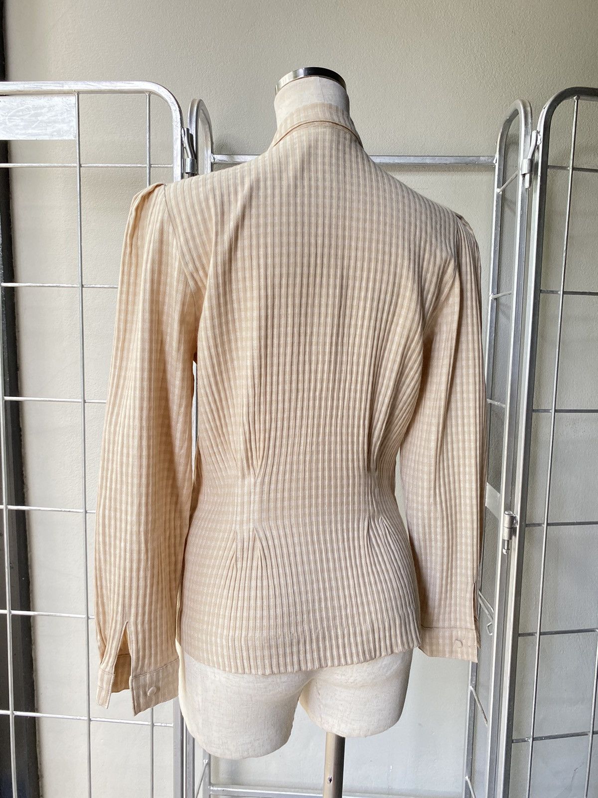 Burberry Burberry vintage beige blouse Size ONE SIZE - 4 Thumbnail