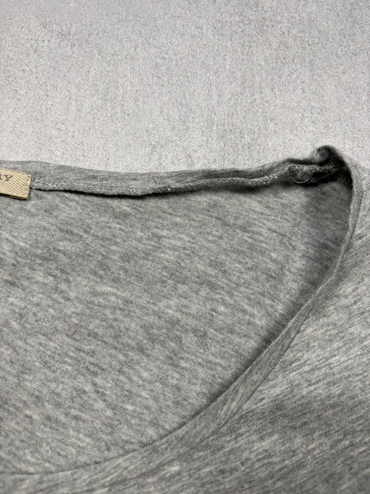 Burberry Burberry Brit BRIT Logo Grey T-Shirt M Embroidery Vintage Size M / US 6-8 / IT 42-44 - 9 Thumbnail
