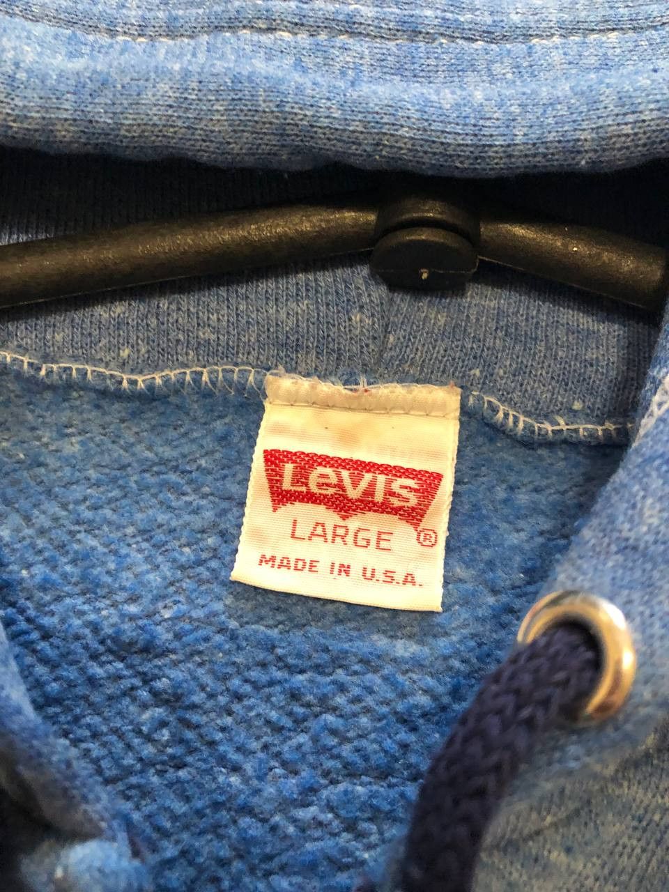Levi's True Vintage 80s Levi's Hoodie Blue Patched MADE IN USA Size US L / EU 52-54 / 3 - 2 Thumbnail
