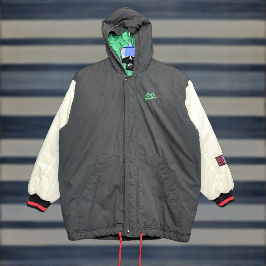 Nike VINTAGE Nike Air Jordan Wings Jacket Mens M Black Zip Full Zip 90s Basketball Winter Spring Fall Size US M / EU 48-50 / 2 - 1 Thumbnail