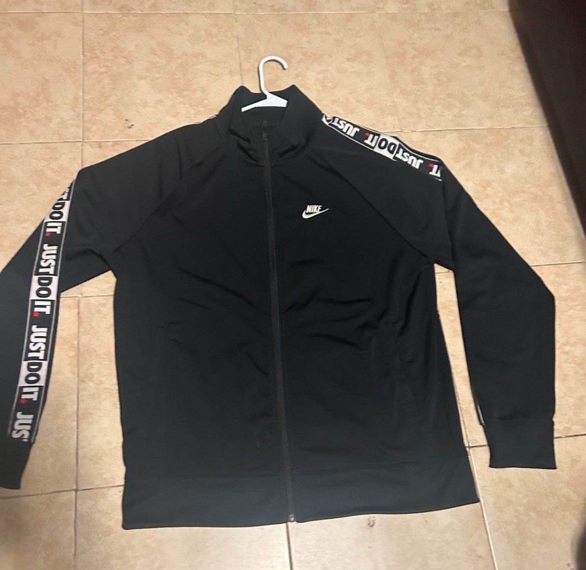 Nike Black and white Nike track sweater Size US L / EU 52-54 / 3 - 1 Thumbnail