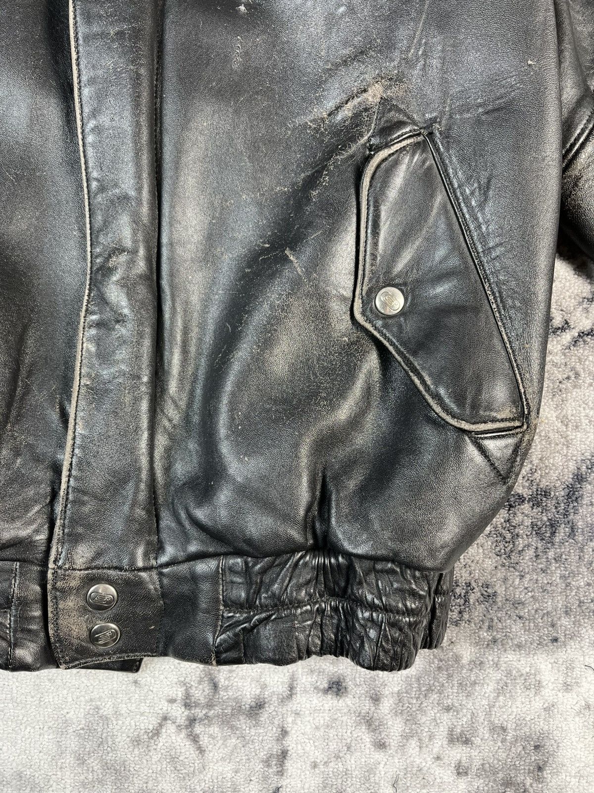 Other Vintage Segura Leather Bomber Jacket France 90s Black Size US M / EU 48-50 / 2 - 6 Thumbnail