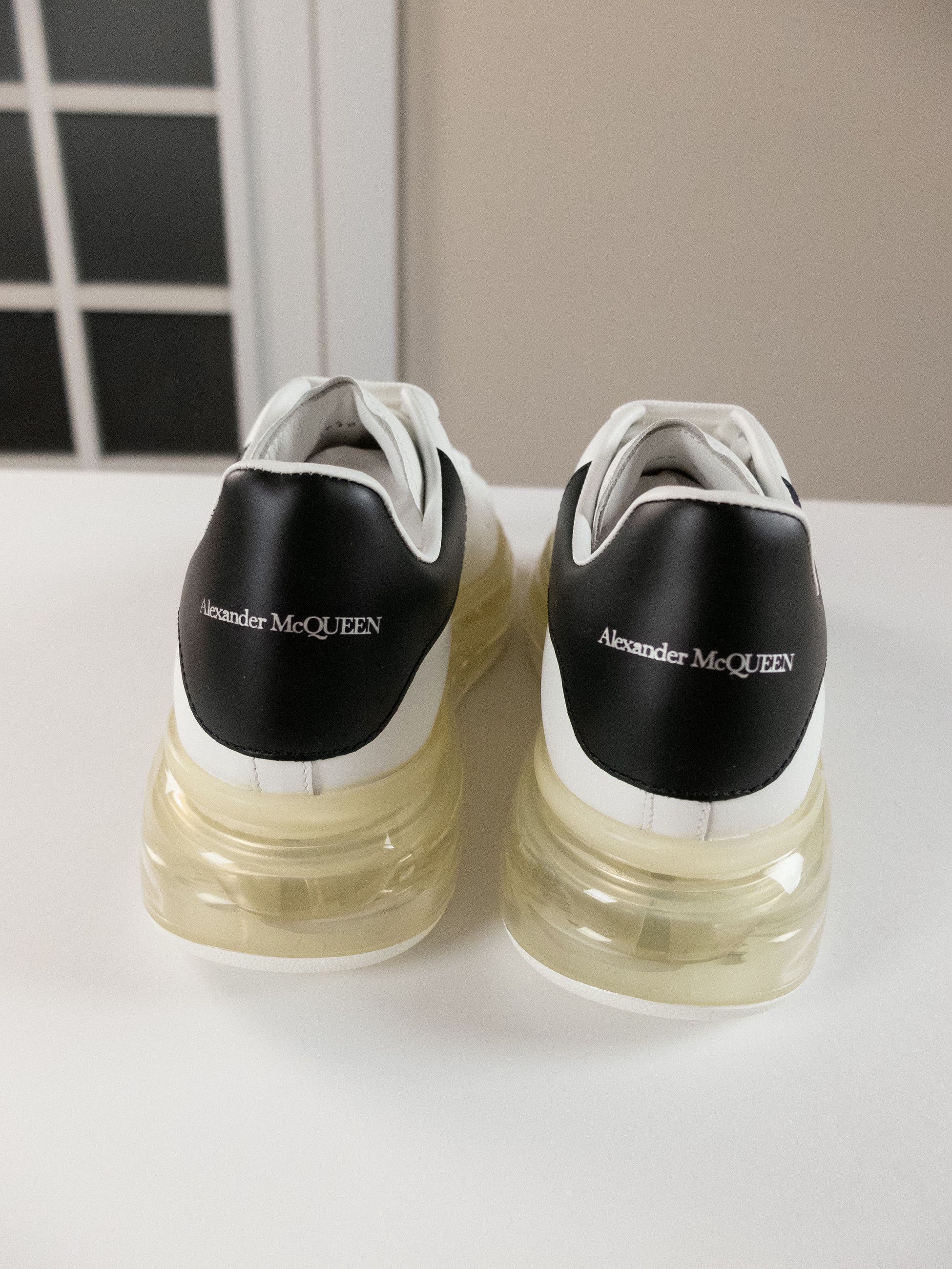 Alexander McQueen ALEXANDER MCQUEEN white clear sole oversize sneakers q Size US 8.5 / IT 38.5 - 6 Thumbnail