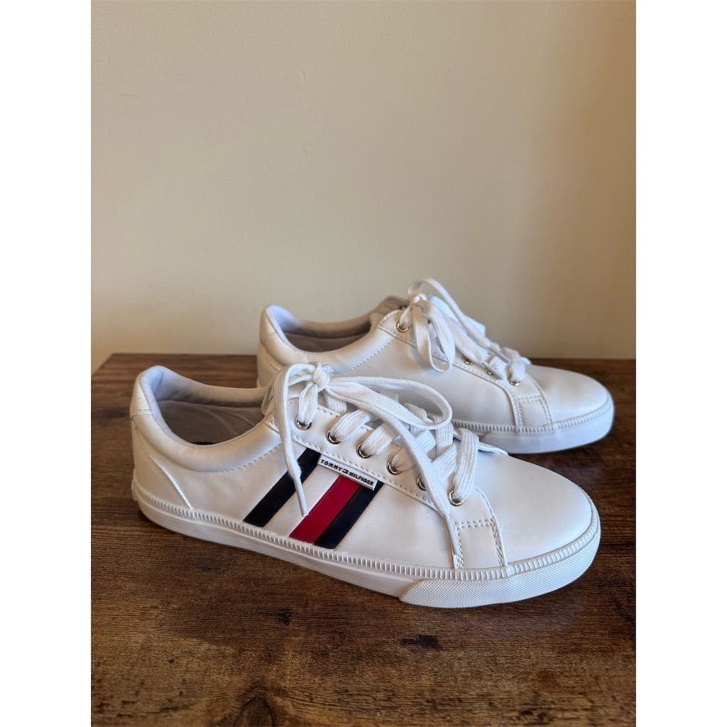 Tommy Hilfiger Tommy Hilfiger Women's White Lace-Up Sneakers Athletic Shoe Size US 8.5 / IT 38.5 - 2 Thumbnail