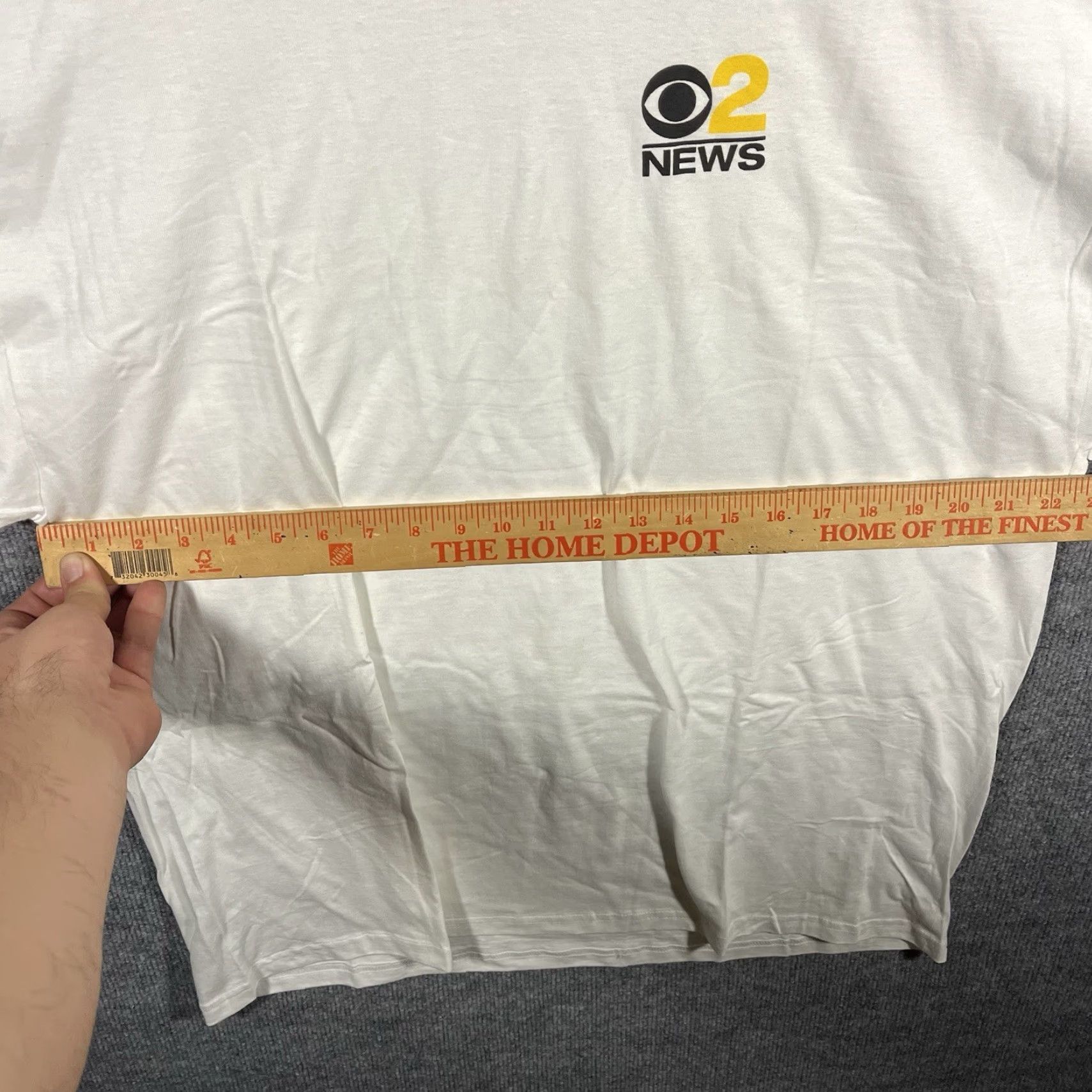 Hanes Vintage 90s CBS News Eye Network Logo Television Los Angeles LA Promo T-Shirt XL Size US XL / EU 56 / 4 - 4 Thumbnail