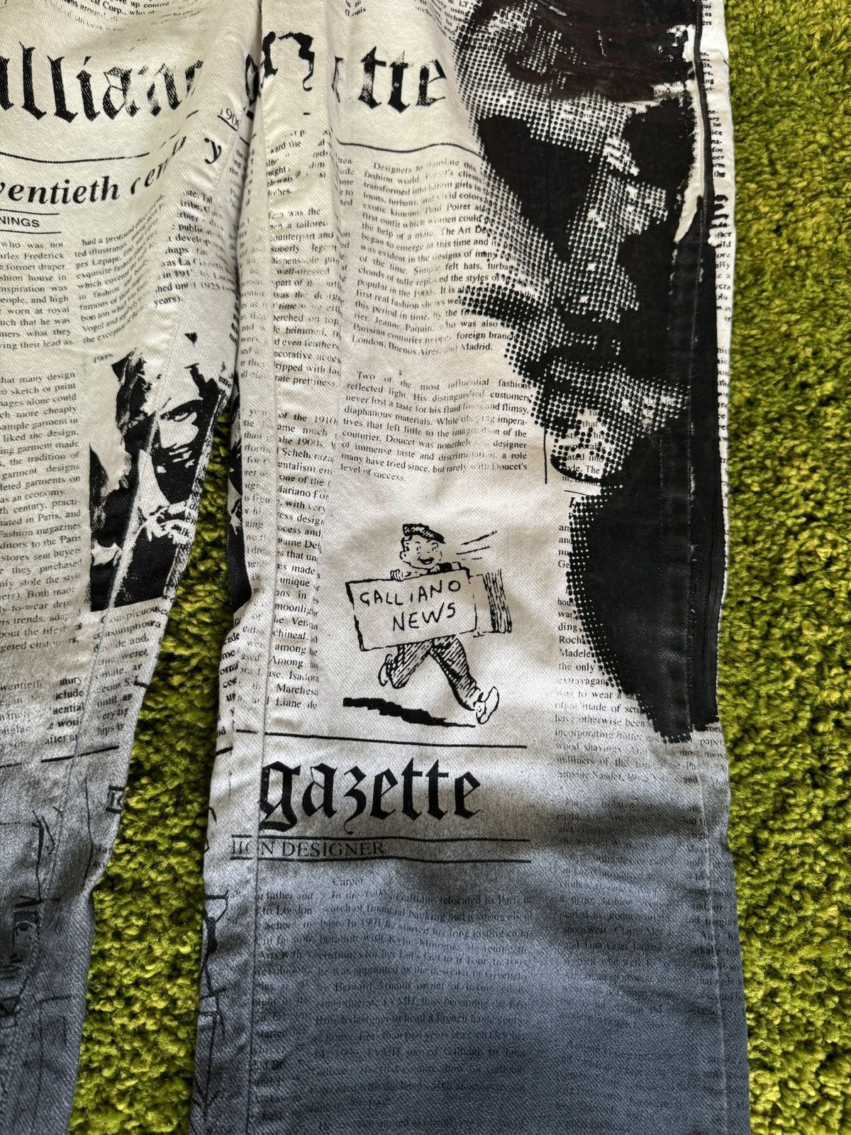 John Galliano Galliano 2000s archive newspaper gazette jeans denim Y2K vtg Size 26" / US 2 / IT 38 - 6 Thumbnail