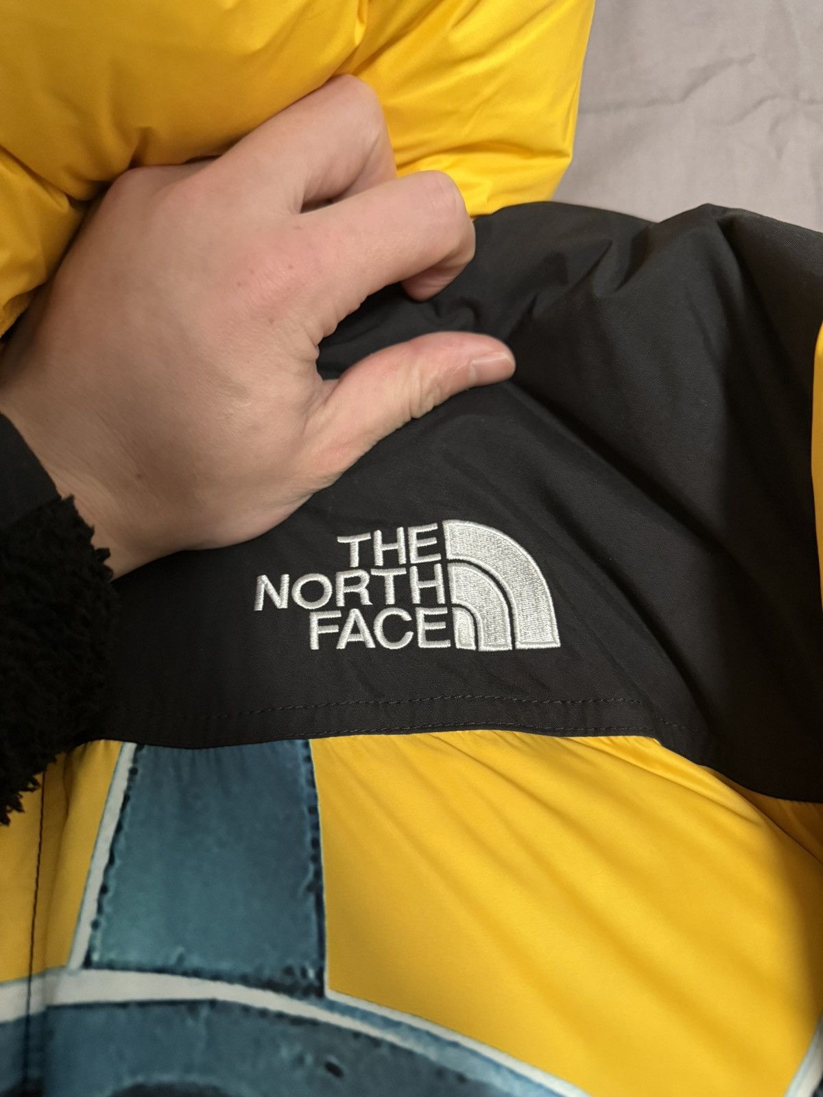 The North Face Supreme tnf north statue of liberty baltoro nuptse Jacket Size US M / EU 48-50 / 2 - 3 Thumbnail