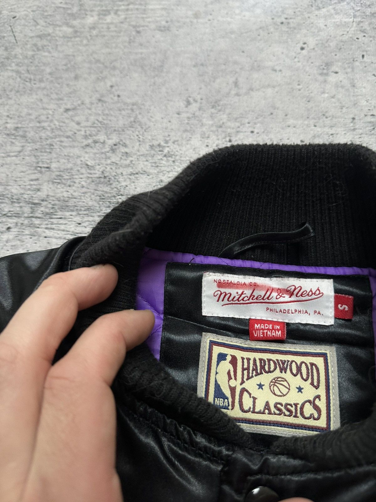Mitchell & Ness Mitchell & Ness Raptors NBA Hardwood Satin Bomber Jacket Size US S / EU 44-46 / 1 - 6 Thumbnail