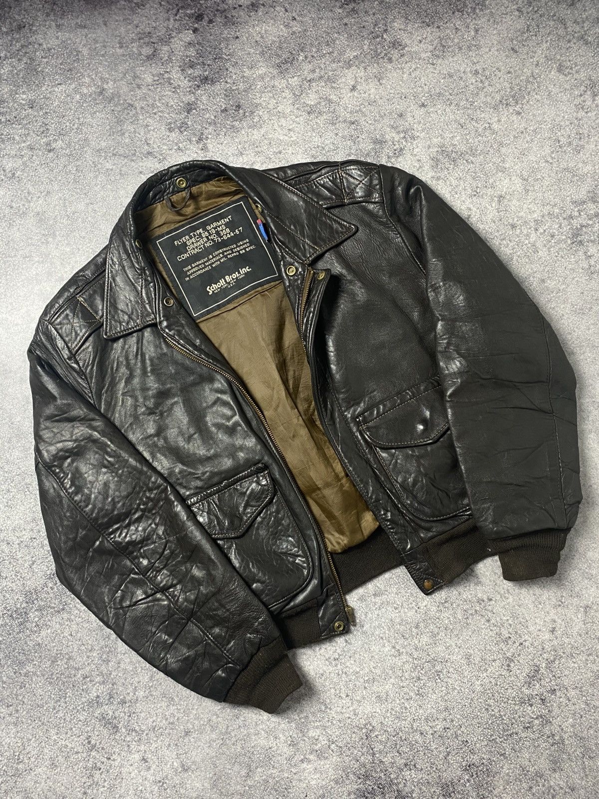Schott MADE IN USA SCHOTT VINTAGE LEATHER FLIGHT BOMBER JACKET Size US M / EU 48-50 / 2 - 1 Thumbnail