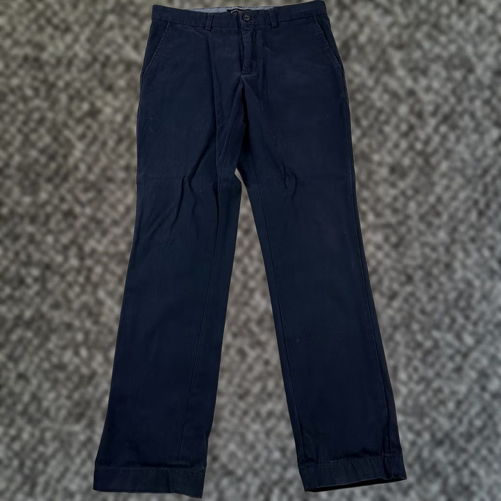 Banana Republic Banana Republic Aiden Chino Pants Navy Blue Men’s 31x32 Men Pants Navy Blue 31 32 Chino Banana Republic Aiden Size US 31 - 1 Thumbnail