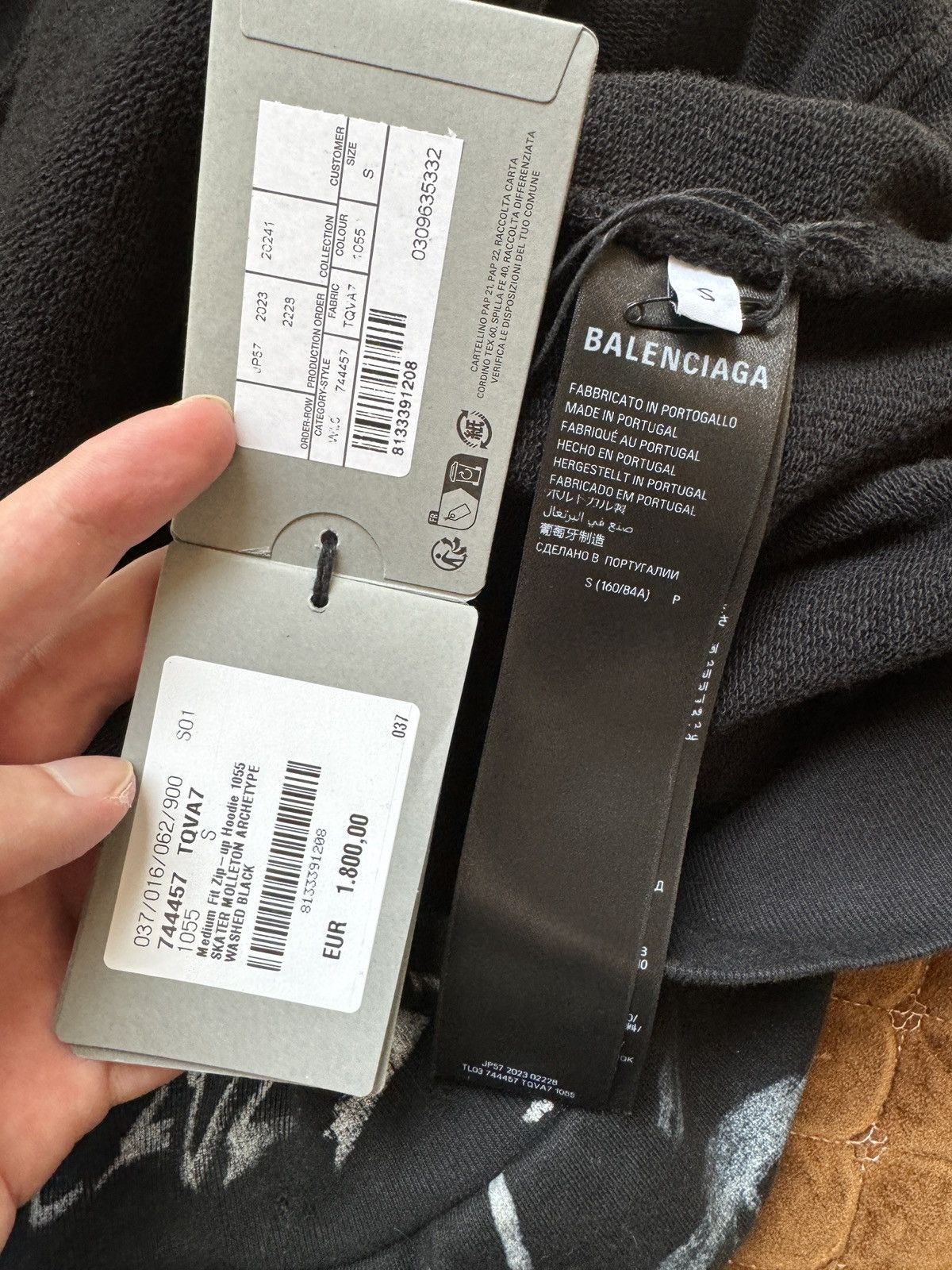 Balenciaga Balenciaga Graffiti Zip Hoodie Black Sz.S Size US S / EU 44-46 / 1 - 9 Thumbnail