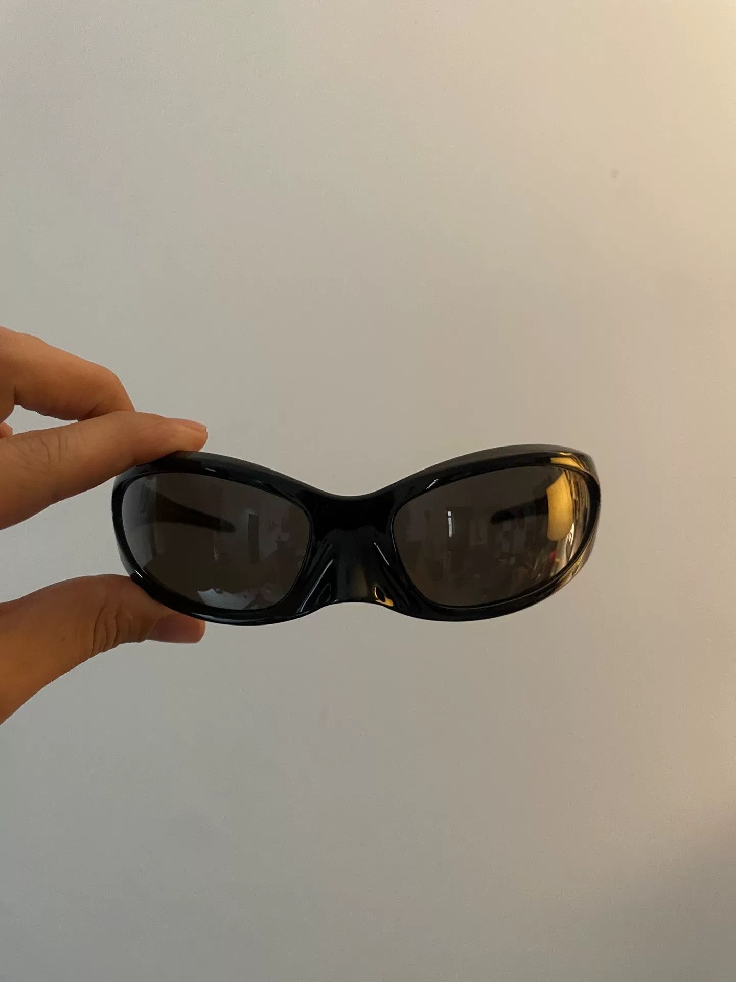 Balenciaga Balenciaga Skin Cat Sunglasses with Box Size ONE SIZE - 1 Thumbnail