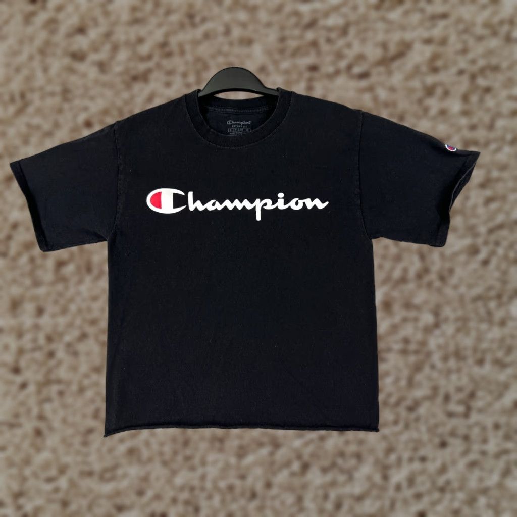 Champion Champion Shirt Womens Small Black Short Sleeve Crop Crew Neck Logo Raw Hem Size S / US 4 / IT 40 - 1 Thumbnail