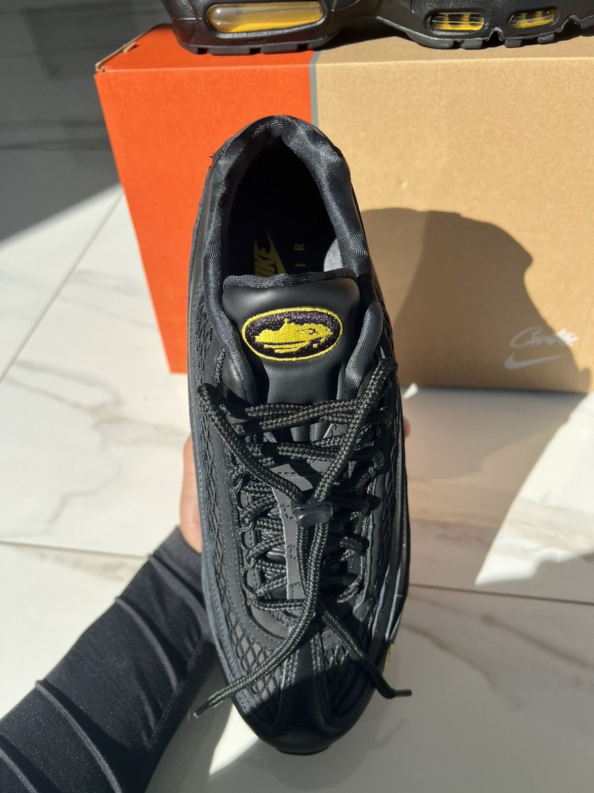 Corteiz × Nike Corteiz Air Max 95 Honey Blacks Size US 10 / EU 43 - 6 Thumbnail