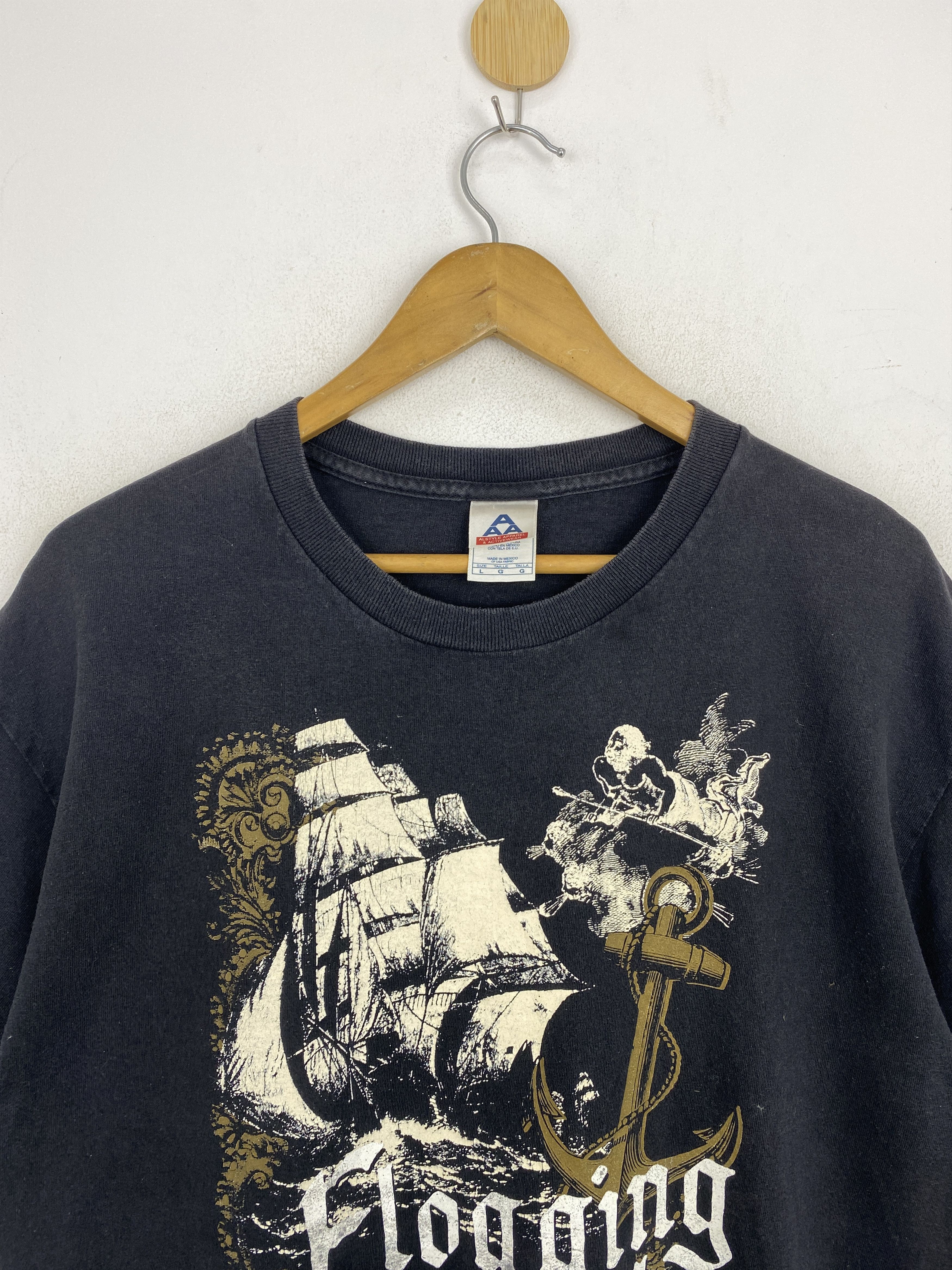 Band Tees × Vintage Vintage Flogging Molly Punk Band Tee TA0652 Size US L / EU 52-54 / 3 - 2 Thumbnail