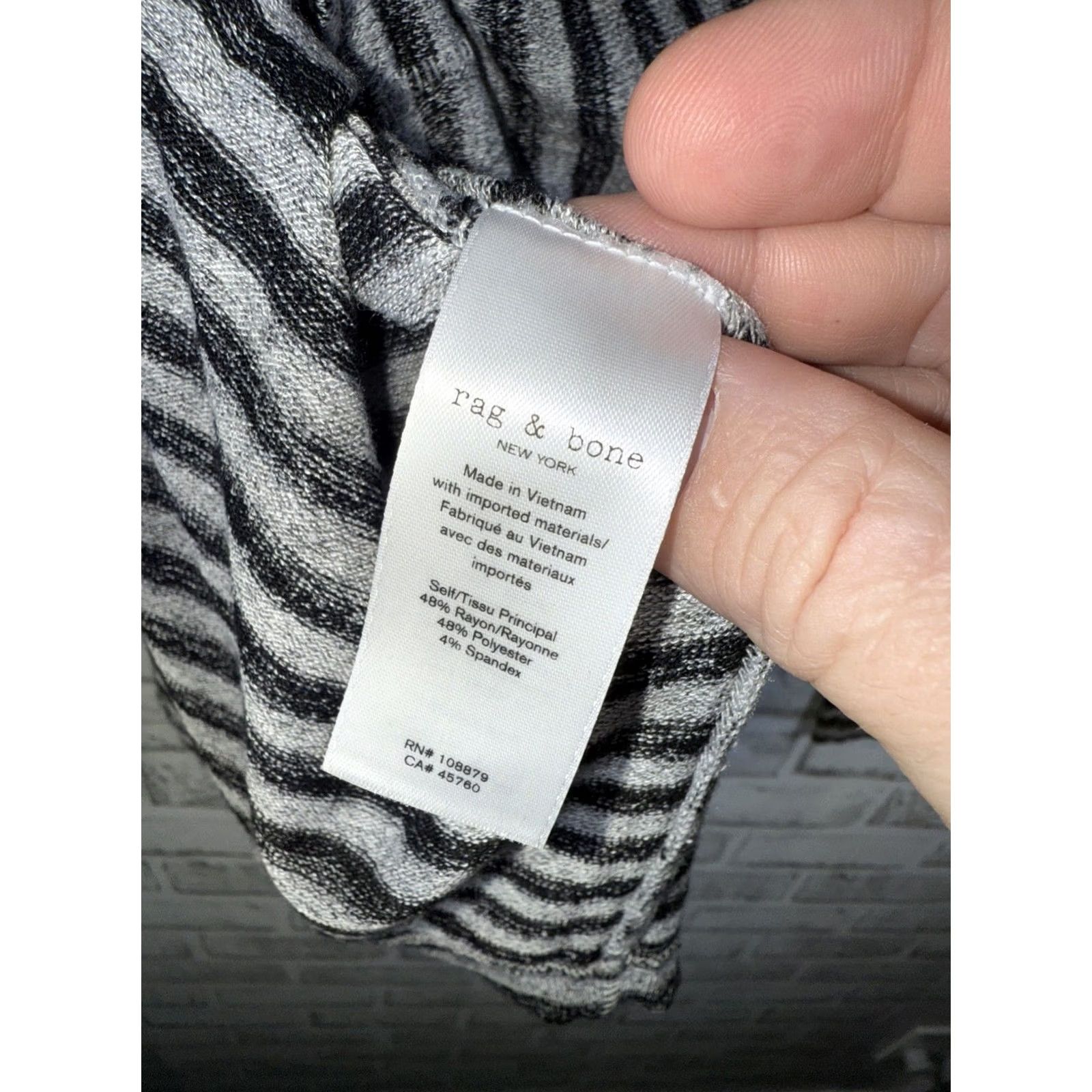 Rag & Bone Rag & Bone Striped Rayon Blend STRETCHY SHIRT Womens XS Long Sleeve Size XS / US 0-2 / IT 36-38 - 8 Thumbnail