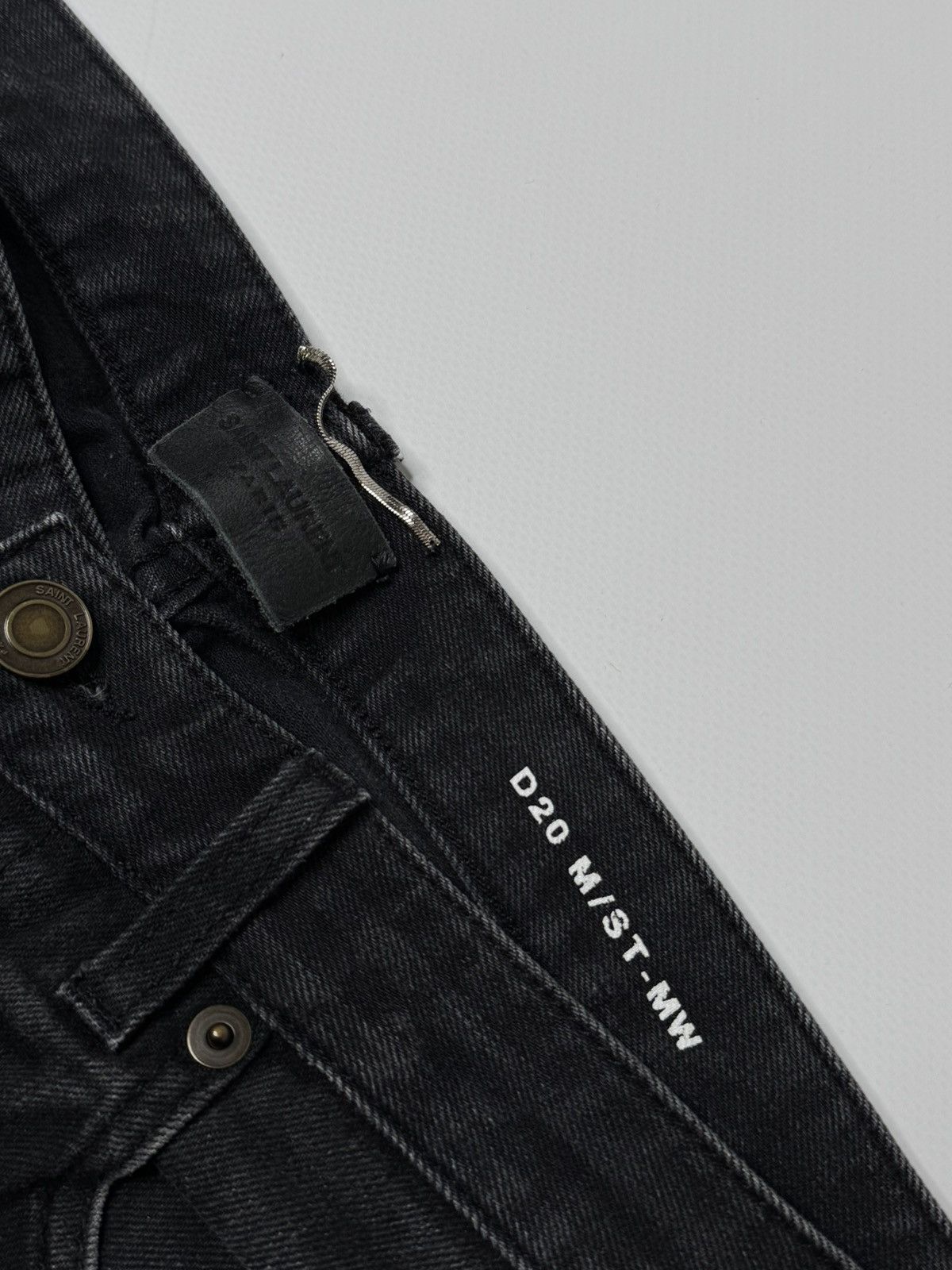 Saint Laurent Paris Saint Laurent Paris SLP D20 jeans m/st - mw rare hedi luxury Size US 32 / EU 48 - 2 Thumbnail