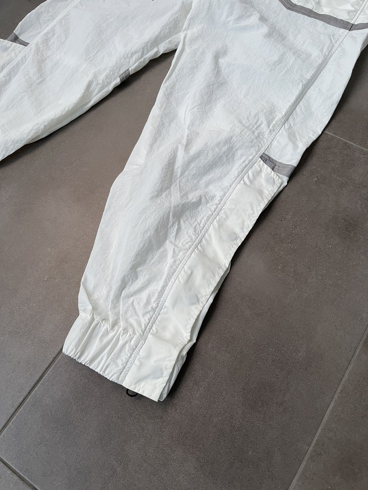 Tobias Birk Nielsen !DS! SS23 Iso Poetism Tobias Birk Nielsen White Nylon Pants Size US 34 / EU 50 - 8 Thumbnail