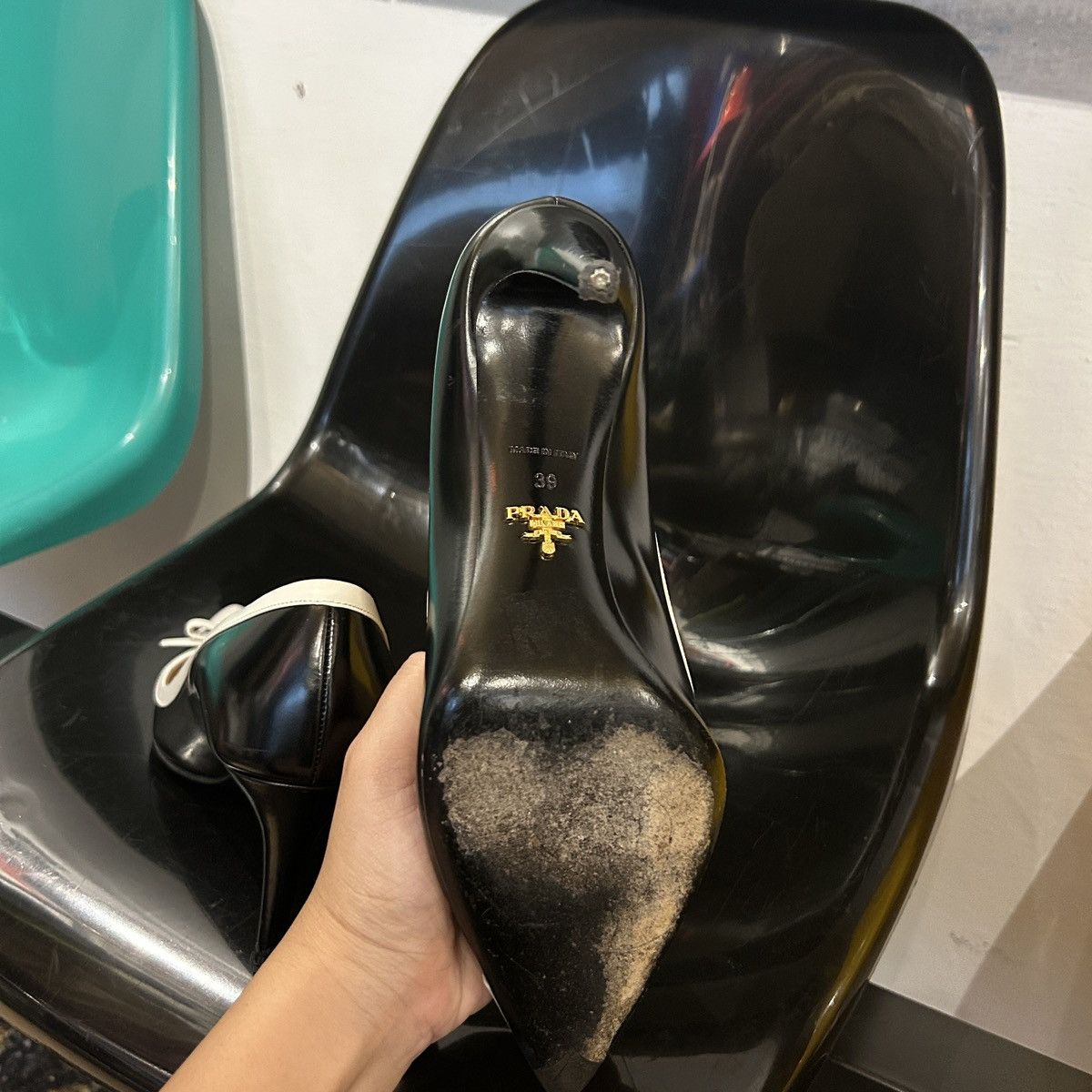 Prada Prada Black & White Leather Cap-toe Pumps Size US 9 / IT 39 - 4 Thumbnail