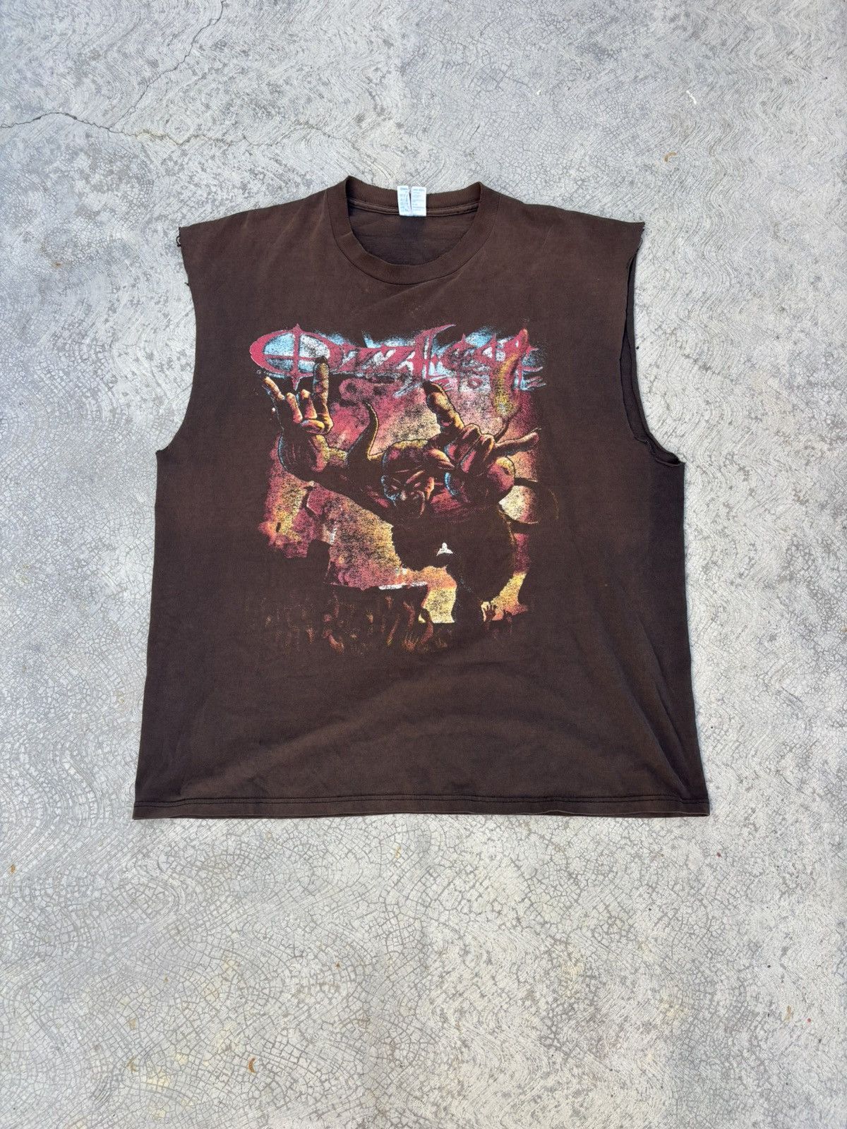 Band Tees Vintage Faded 2000s Ozzfest Cut Off Shirt Size US XL / EU 56 / 4 - 1 Thumbnail