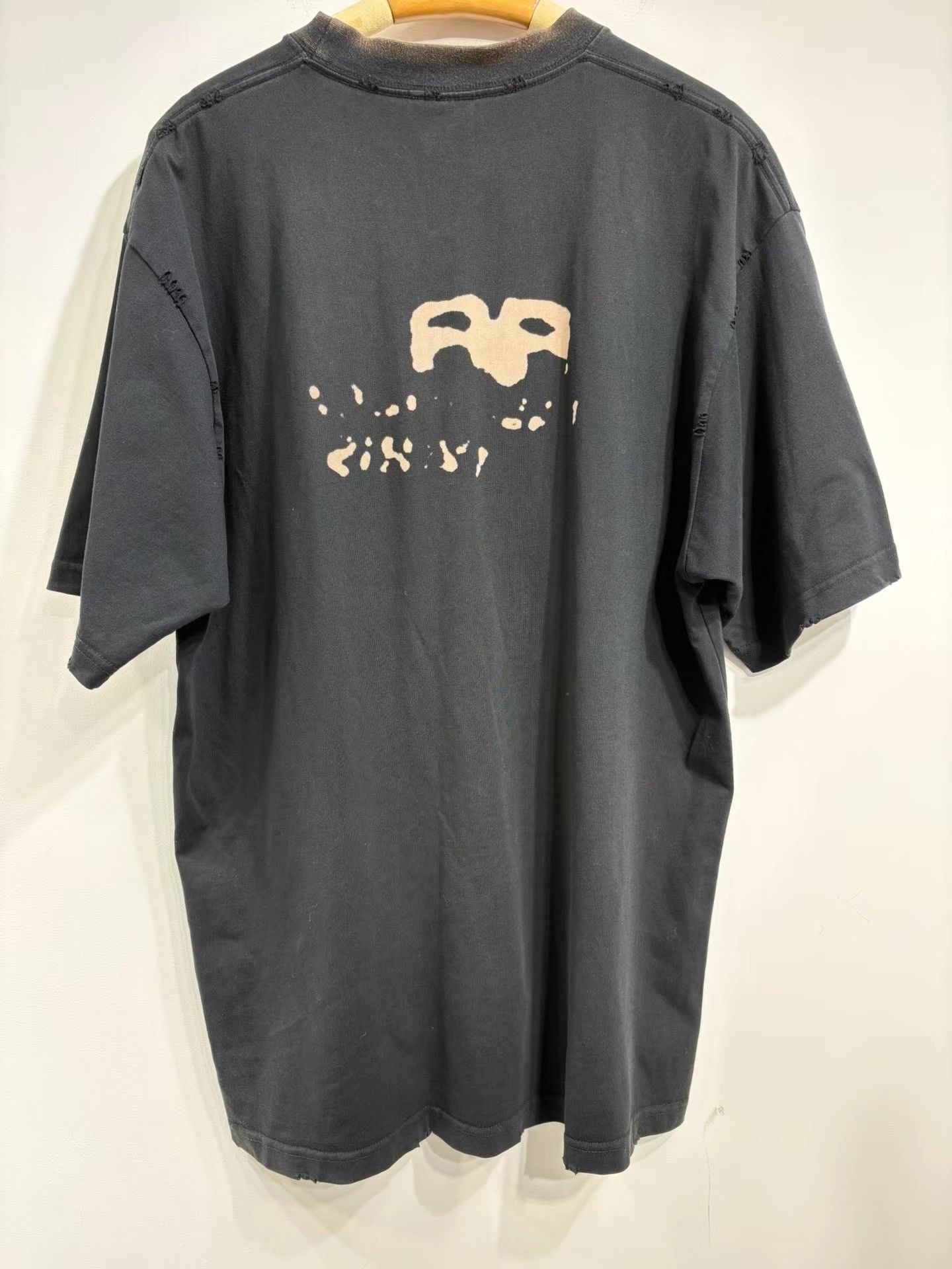 Balenciaga Balenciaga Vintage Graffiti Double B Short Sleeve K29 Size US M / EU 48-50 / 2 - 2 Thumbnail