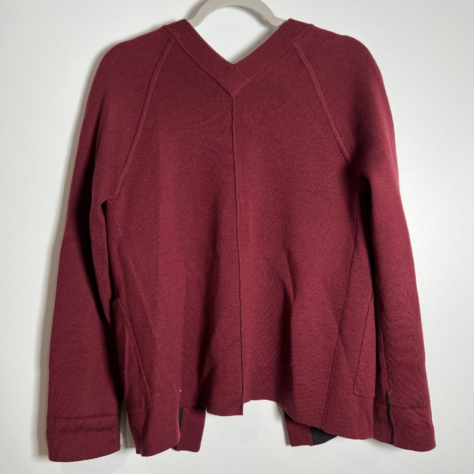 Lululemon Lululemon Merino Wool Wrap Cardigan Size 4 Maroon Size S / US 4 / IT 40 - 2 Thumbnail