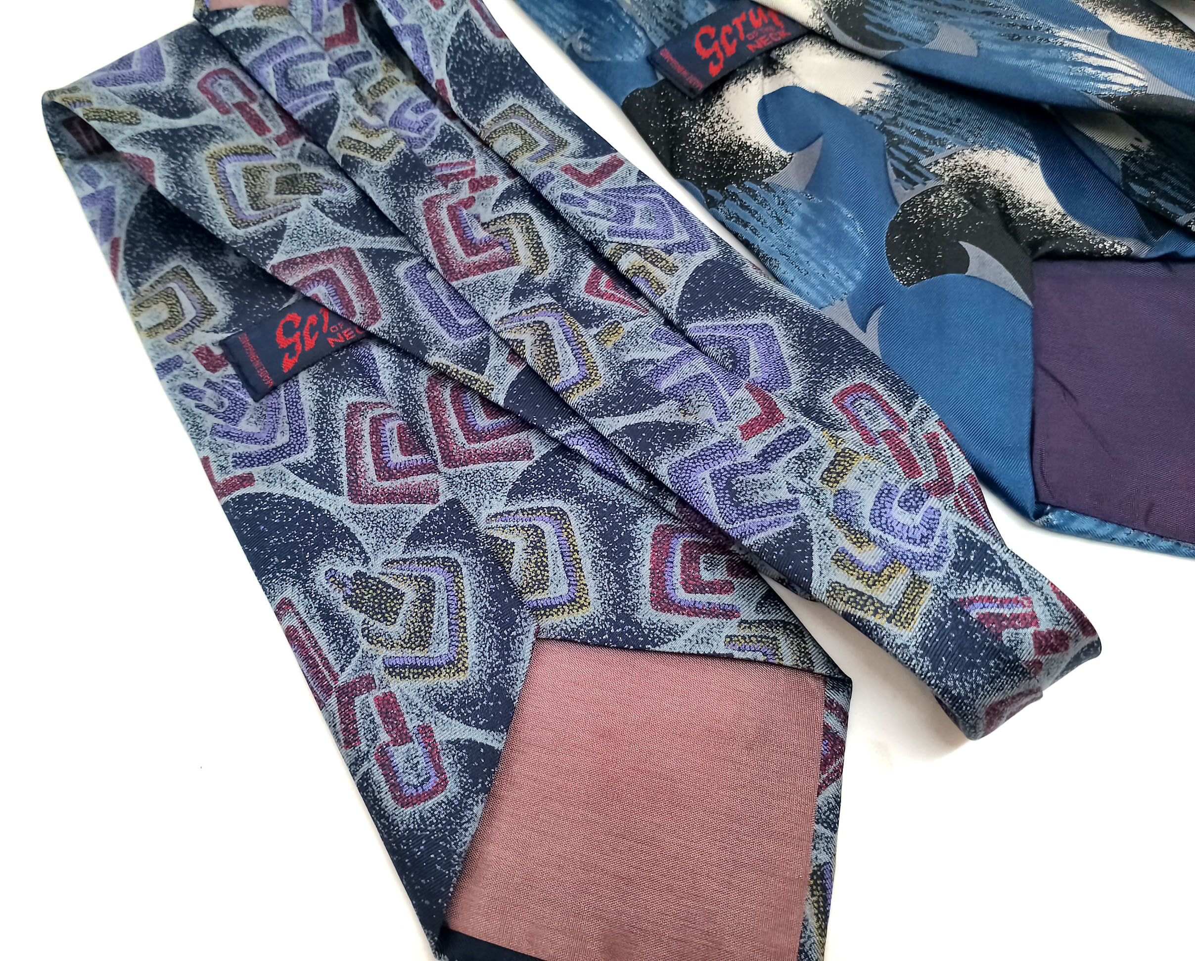 Other Pair of Vintage 1990s Scruff of the Neck Abstract Silk Ties Size ONE SIZE - 7 Thumbnail