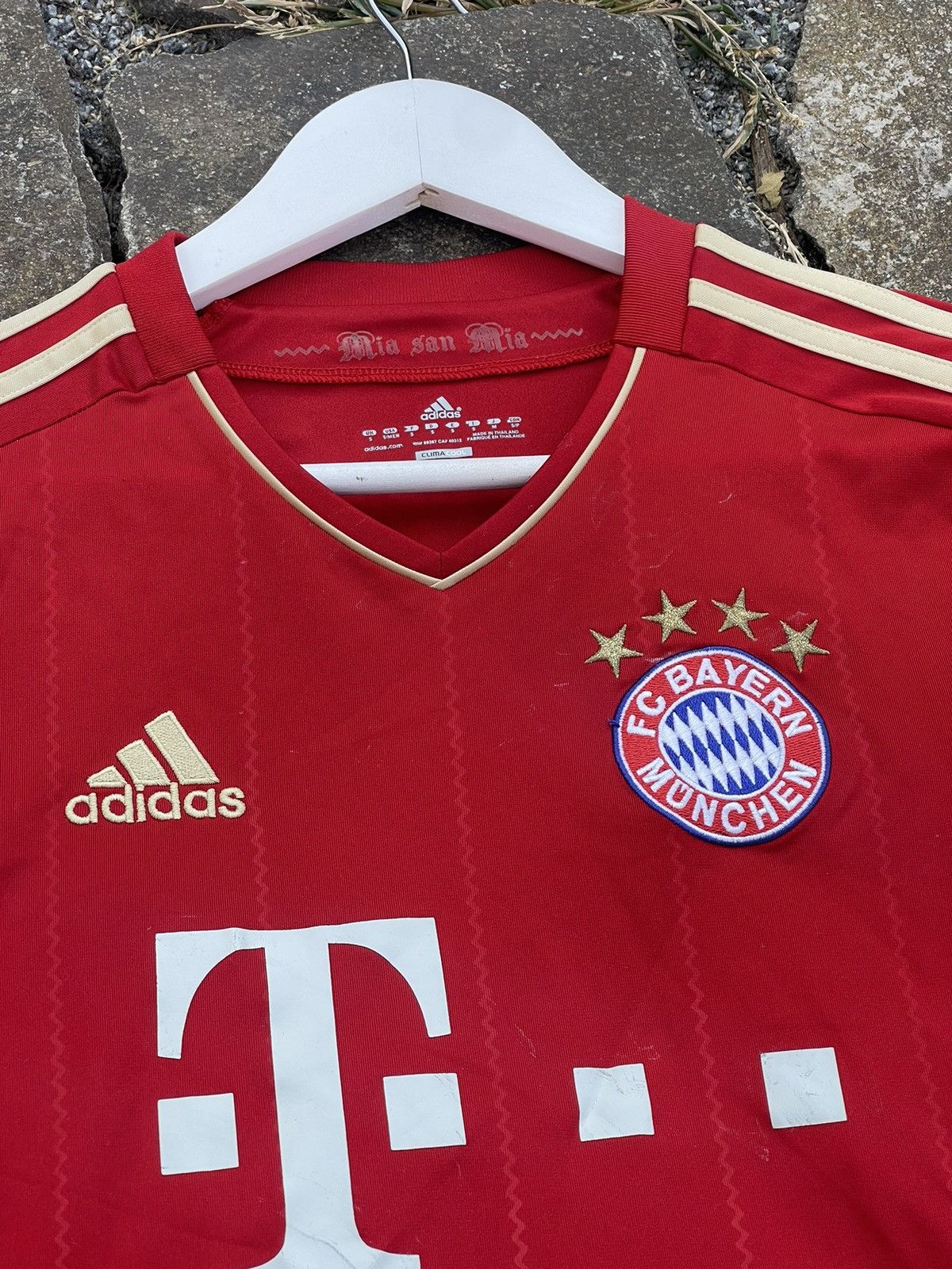 Adidas 2011 Adidas Bayern Munich red soccer jersey y2k Size US S / EU 44-46 / 1 - 7 Thumbnail