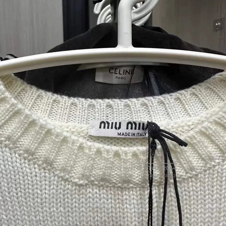 Miu Miu Miu Miu 36 Slogan bubble sleeve knitted short sleeve Size S / US 4 / IT 40 - 2 Thumbnail