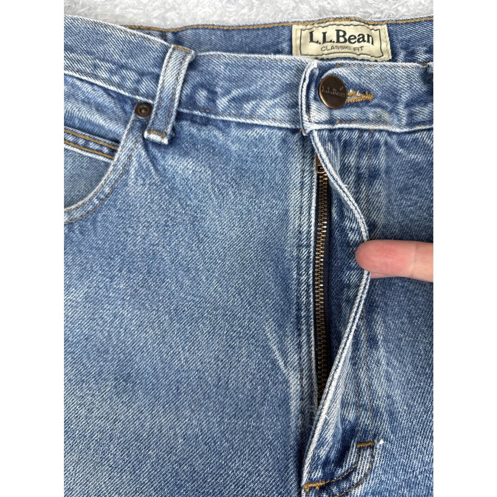 Vintage L.L.Bean Jeans Mens 33x30 Blue 5-Pocket Classic Fit Straight Leg Cotton Denim Size US 33 - 5 Thumbnail