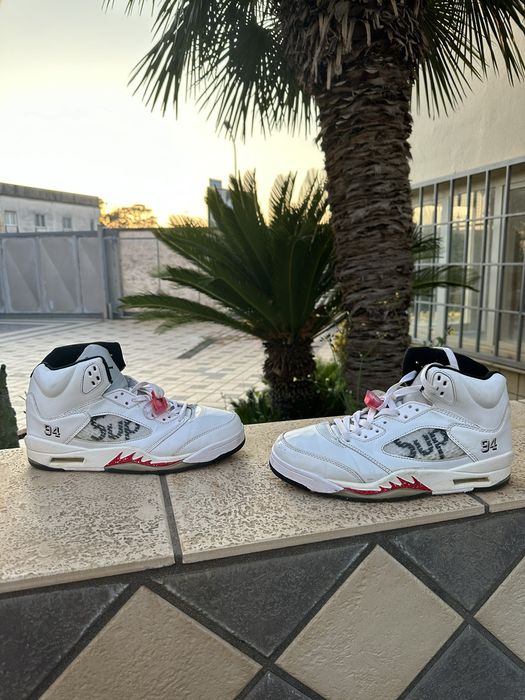 Supreme Supreme x Nike Air Jordan 5 Retro White Shoes Sneakers