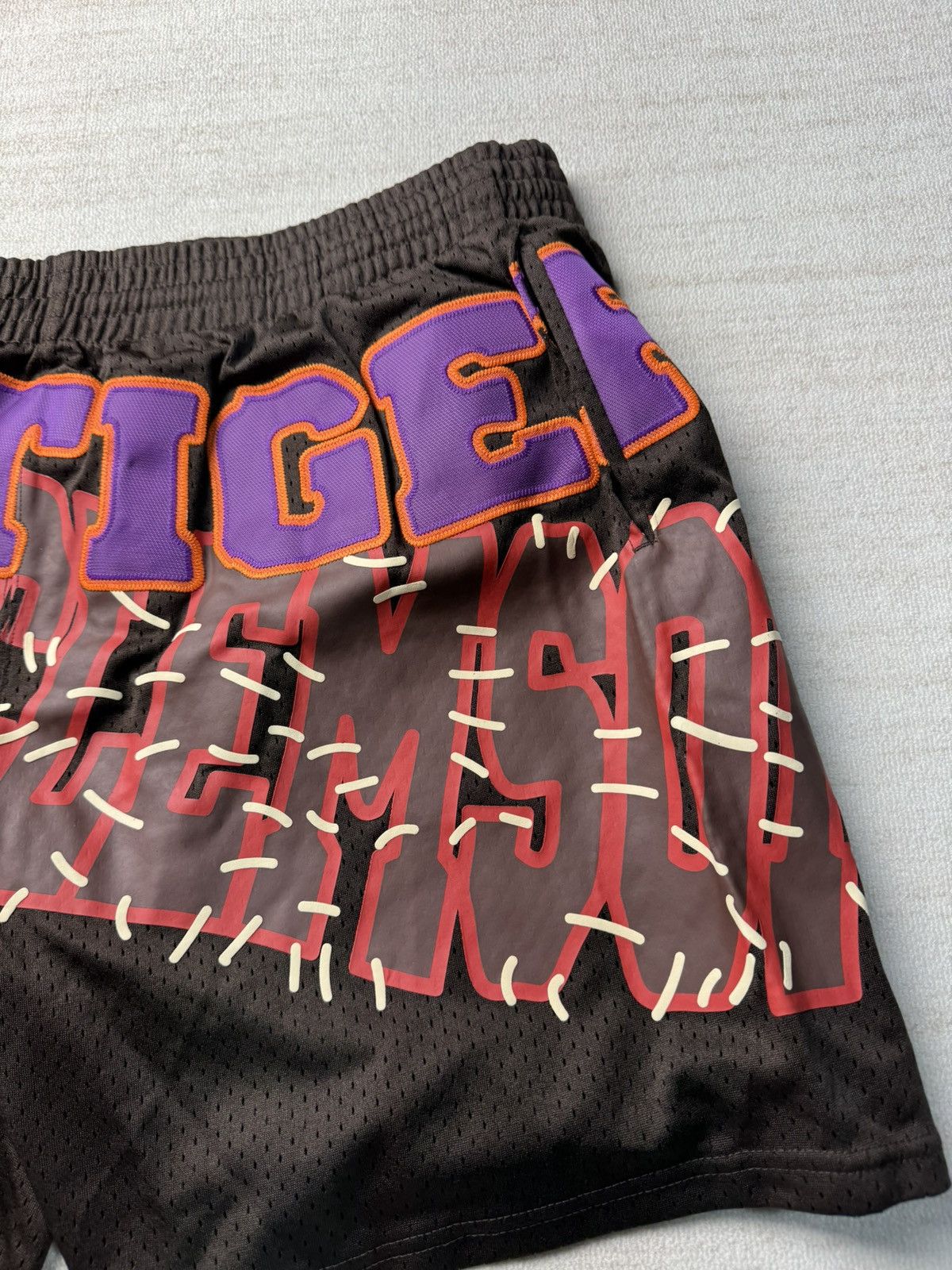 Mitchell & Ness × Travis Scott LSU tigers basketball shorts Size US 36 / EU 52 - 1 Thumbnail