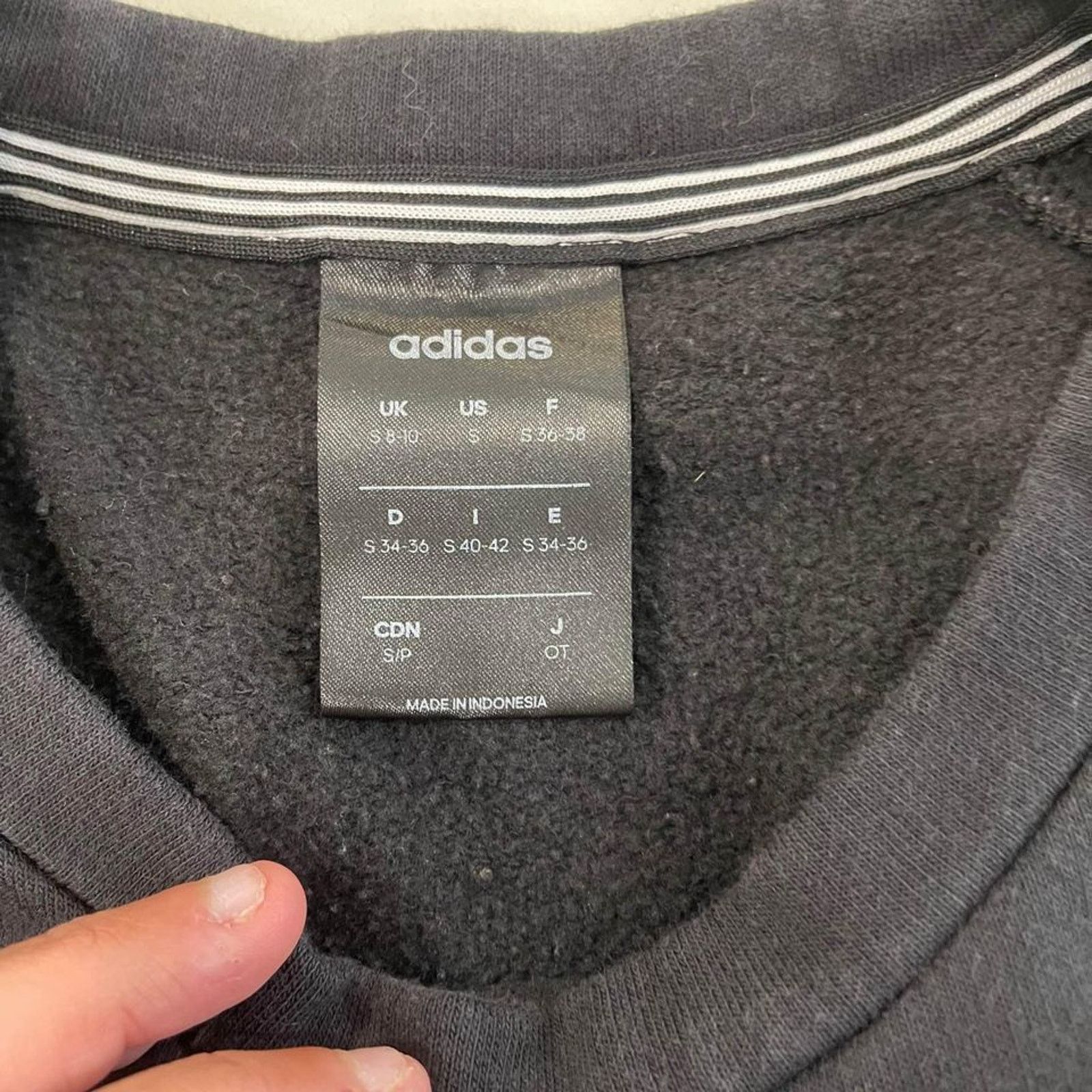 Adidas Adidas Athleisure Crewneck Activewear Sweatshirt Women Small Size S / US 4 / IT 40 - 4 Thumbnail
