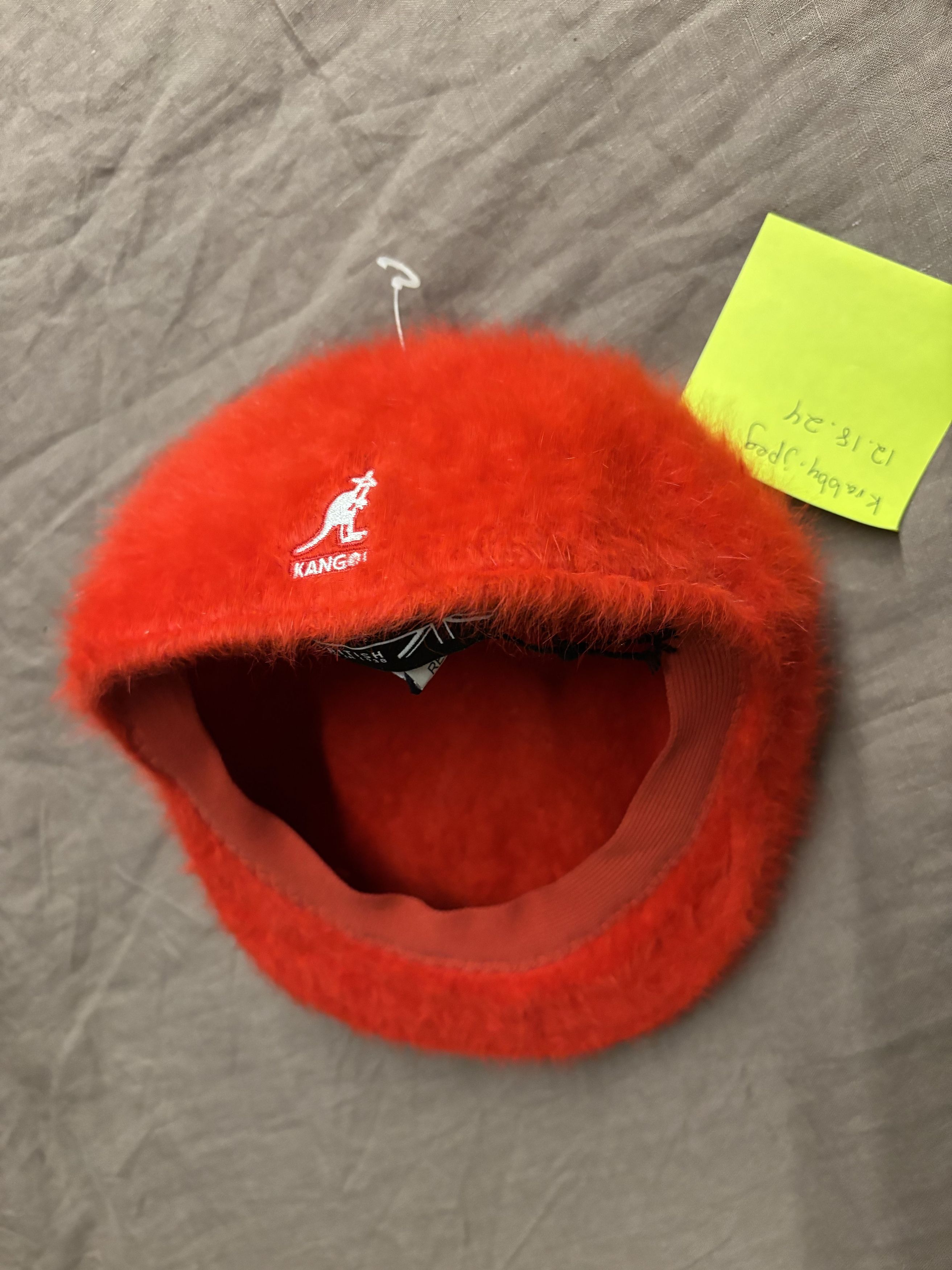 Deadstock 2014 Red Furgora Kangol 504