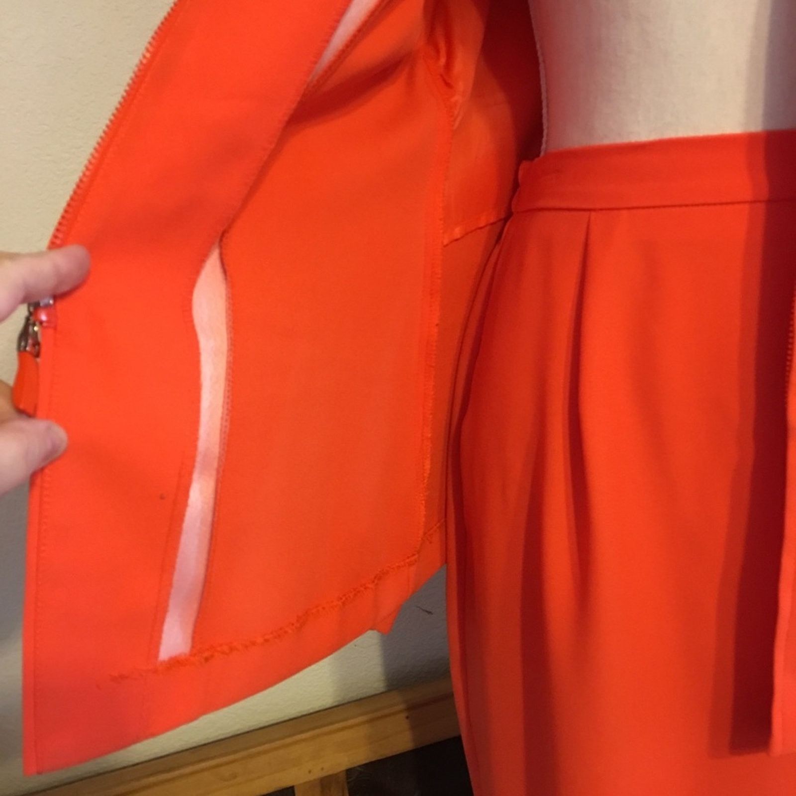 Vintage Lew Magram bright orange career skirt suit Size M / US 6-8 / IT 42-44 - 7 Thumbnail