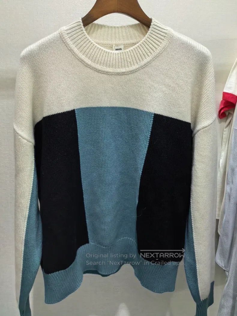 Hermes Hermes Women's Crew Neck Cashmere Sweater, Classic Colorbl Size XS / US 0-2 / IT 36-38 - 2 Thumbnail