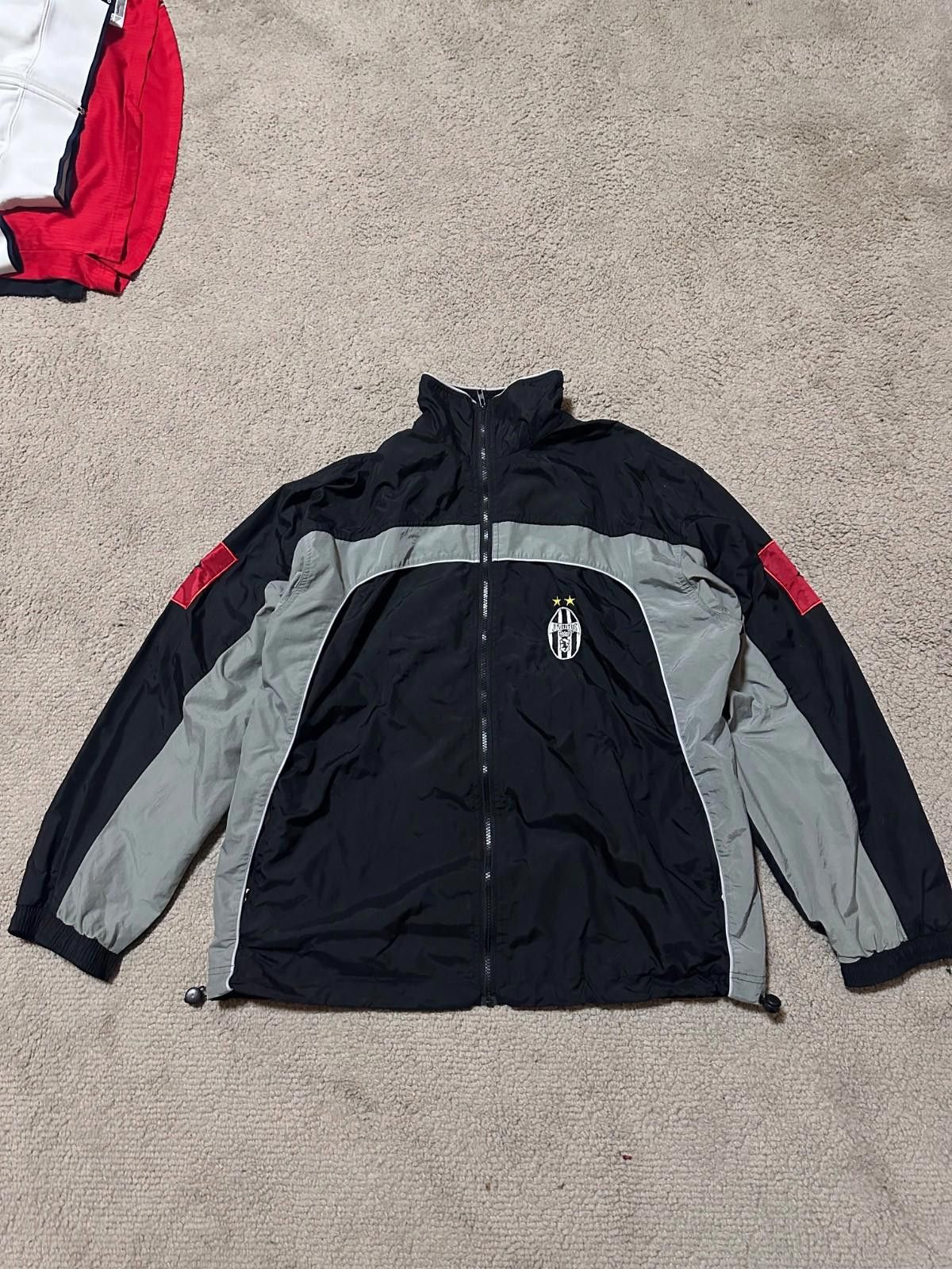 Lotto Sport Juventus Vintage Training Jacket Lotto Season 2002/2003 L Size US L / EU 52-54 / 3 - 1 Thumbnail