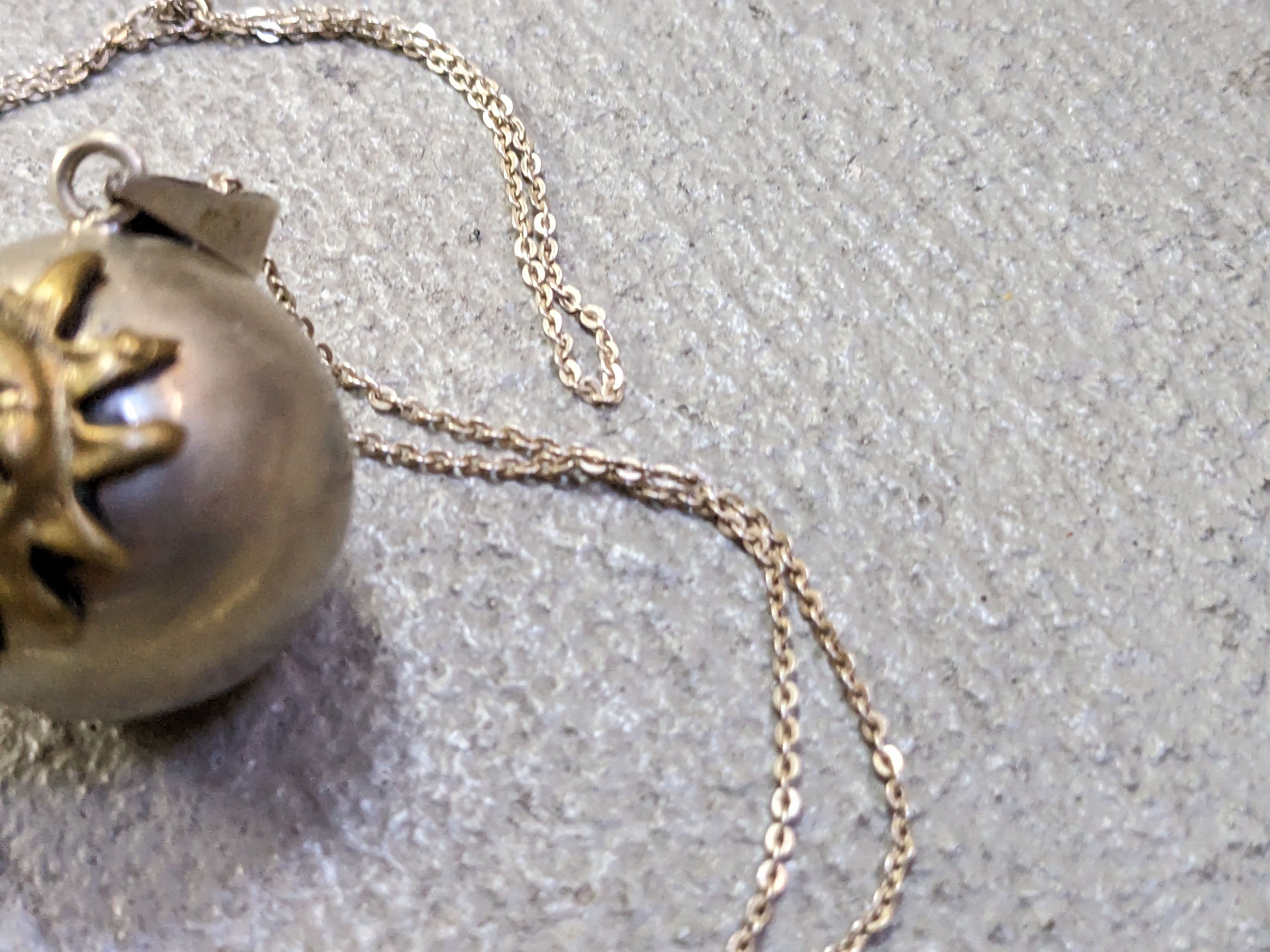 Jewelry Vintage Sterling Silver Sun Pendant Necklace Ball Chime Size ONE SIZE - 4 Thumbnail