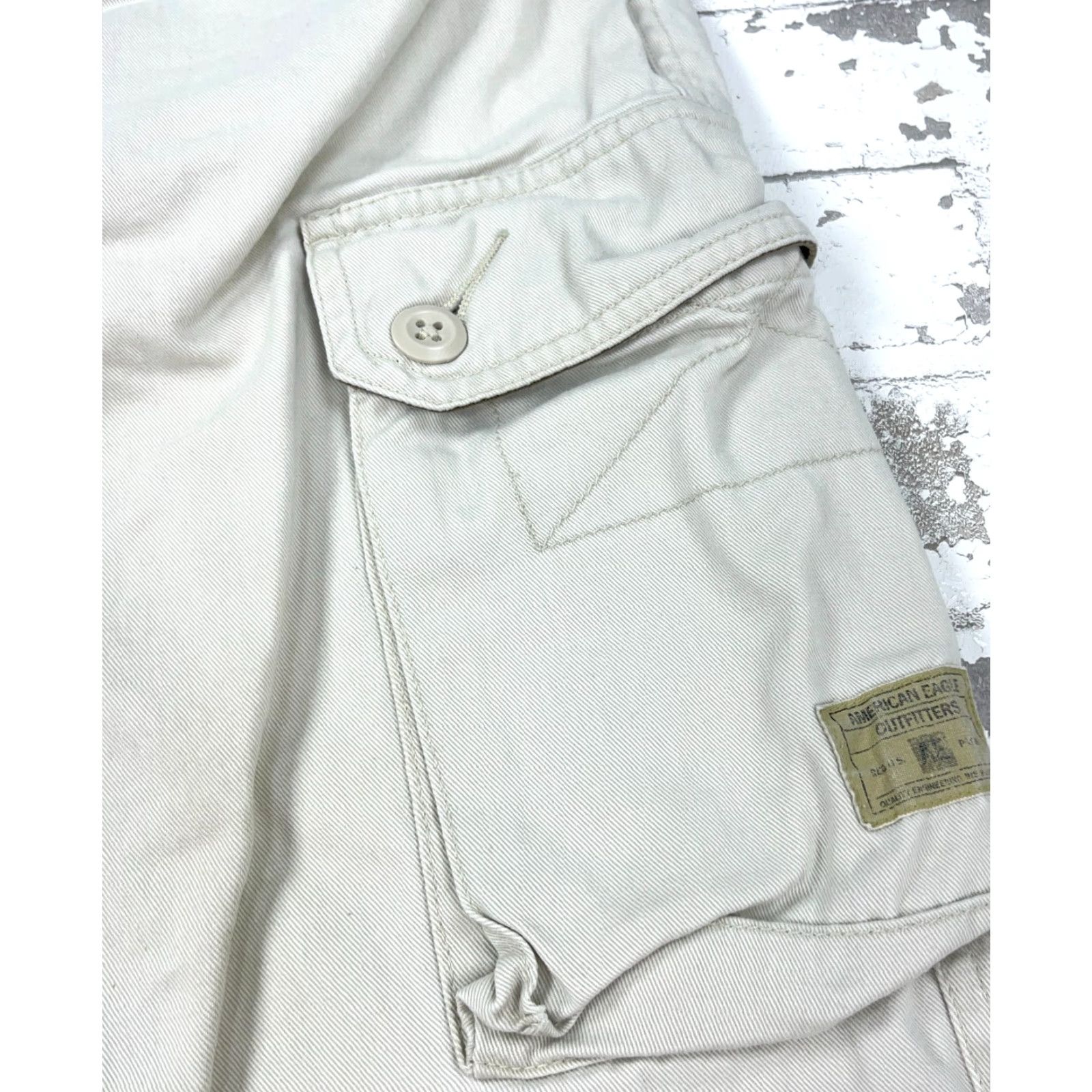 American Eagle Outfitters VINTAGE American Eagle Cargo Pants Men 34x32 White Baggy Cargo Pants Men 34x32 White Baggy AEO Jeans Pants Mens Cargo Trousers White Baggy 90s 2000s Size US 34 / EU 50 - 5 Thumbnail