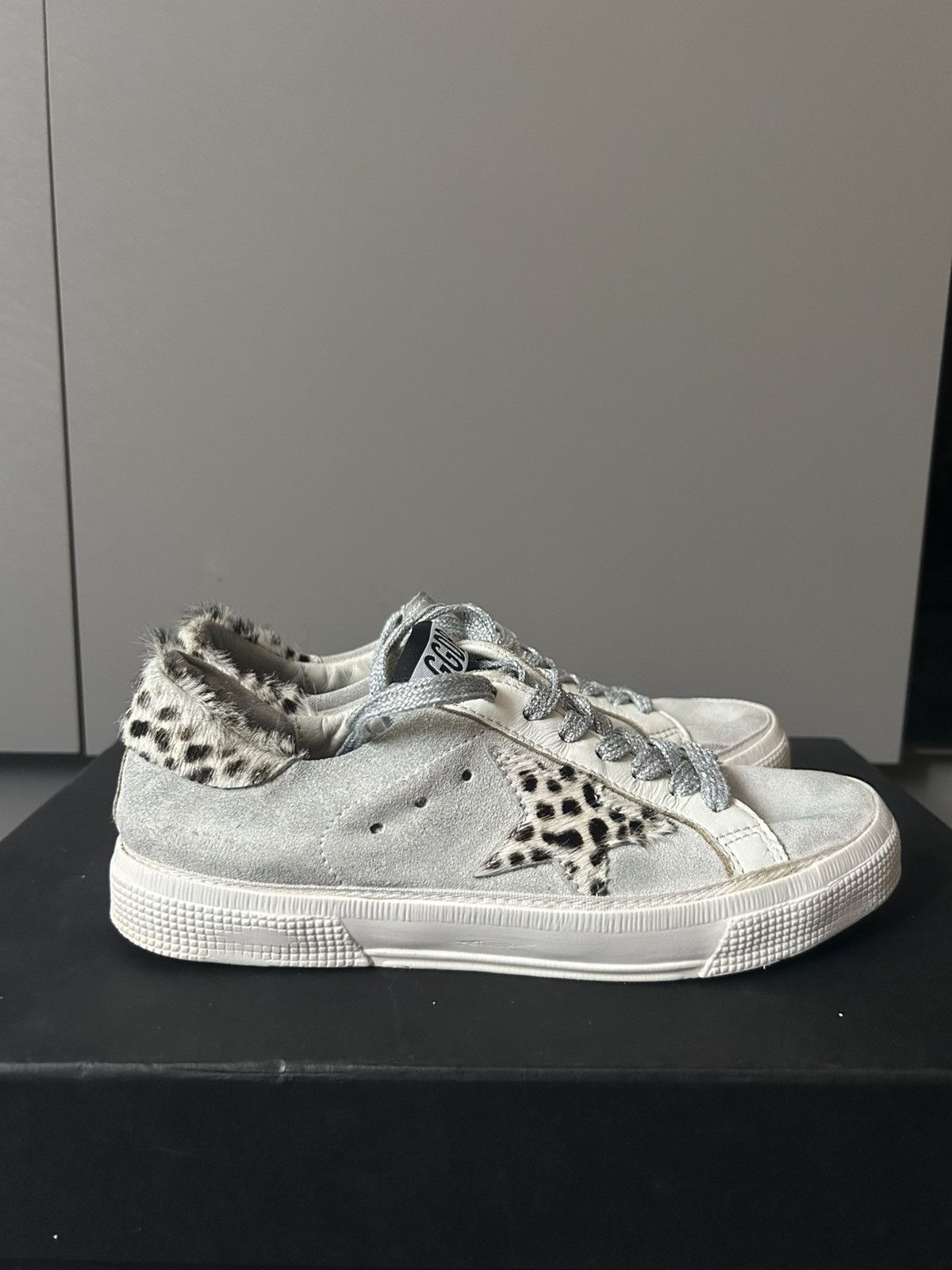 Golden Goose golden goose shoe Size US 6 / IT 36 - 2 Thumbnail