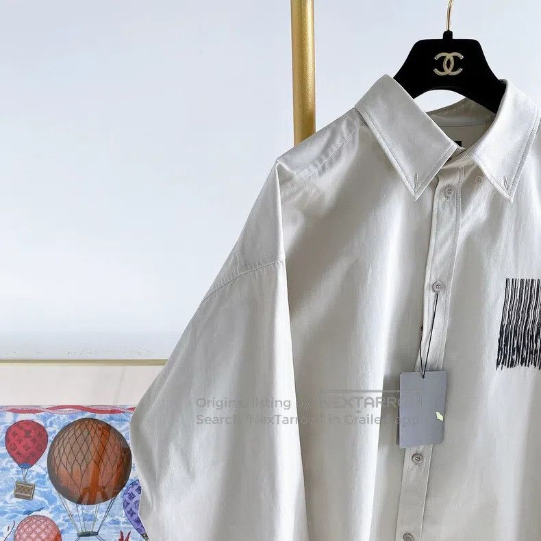 Balenciaga Balenciaga size 37 Light Colored Shirt Size US S / EU 44-46 / 1 - 3 Thumbnail