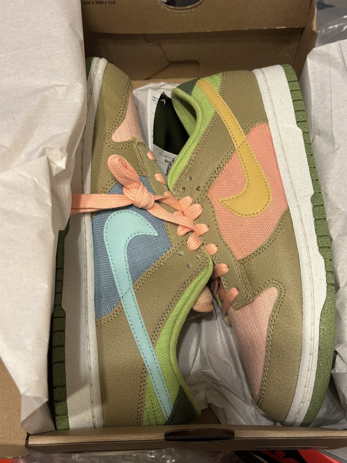 Nike Nike Dunk Low Sun Club SIZE 9 Size US 9 / EU 42 - 9 Thumbnail