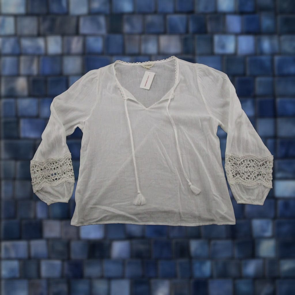 Lucky Brand Lucky Brand Womens V Neck Lace Sheer White Long Sleeve Blouse Top Size L NEW Size L / US 10 / IT 46 - 1 Thumbnail