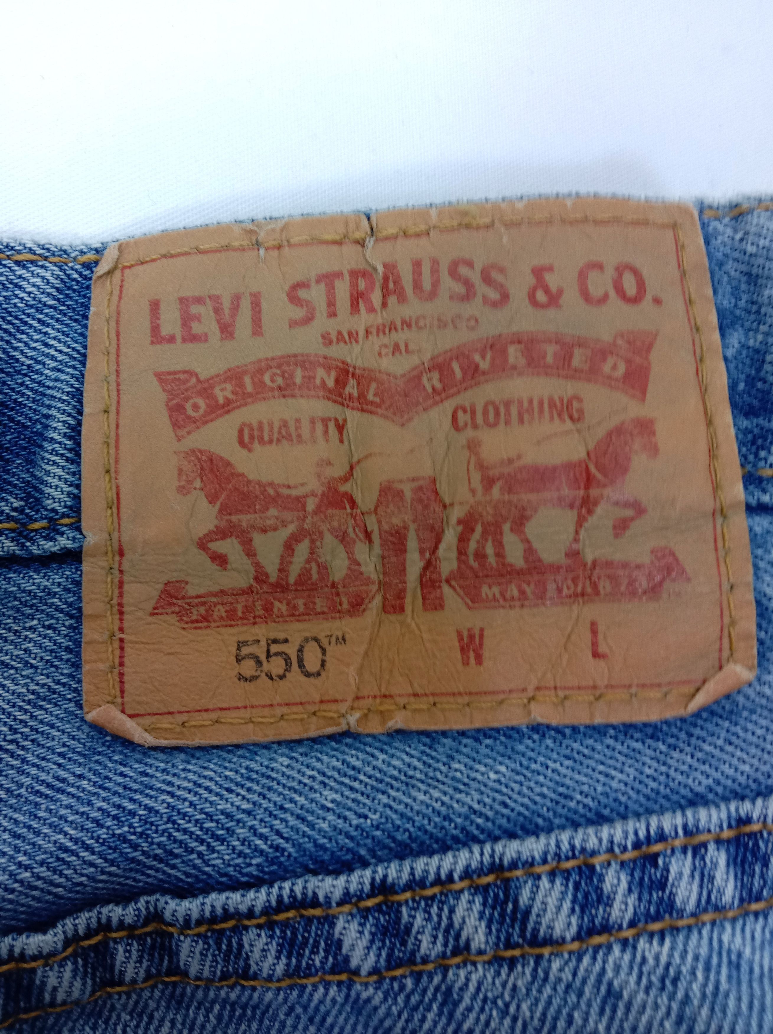 Levi's Vintage Levi's 550 Jeans Blue Wash Denim Over Size 48x43 Size US 44 / EU 60 - 13 Thumbnail