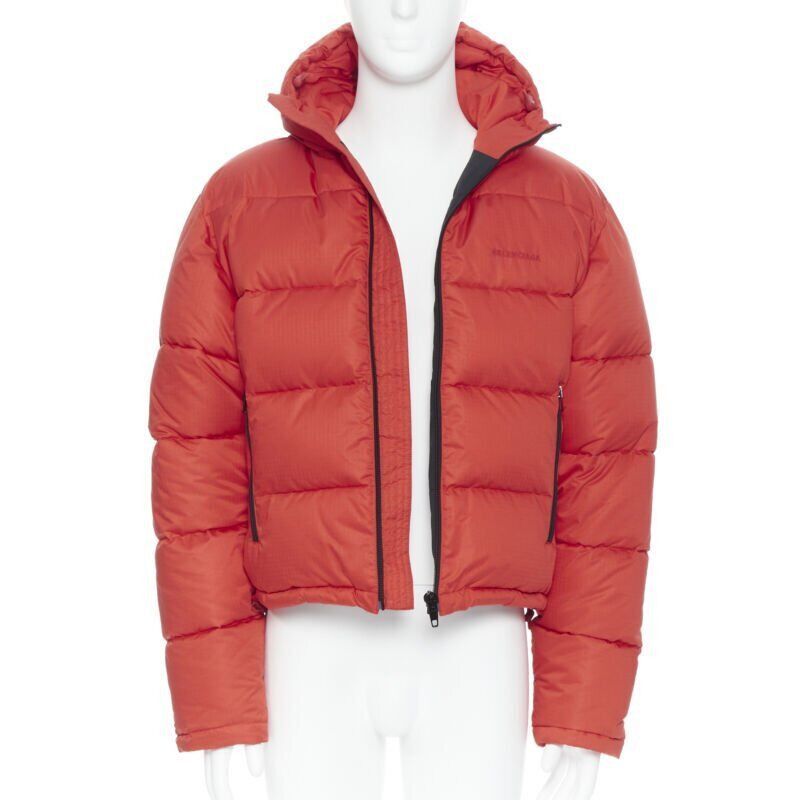 Balenciaga new BALENCIAGA DEMNA red nylon logo cropped zip down puffer jacket EU48 M Size US M / EU 48-50 / 2 - 1 Thumbnail