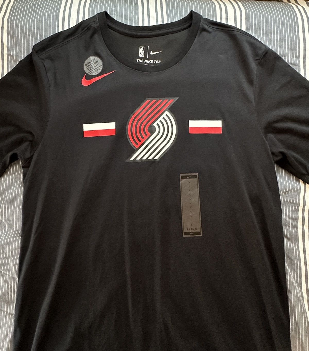NBA Nike Portland Trail Blazers Tee Size US L / EU 52-54 / 3 - 2 Thumbnail