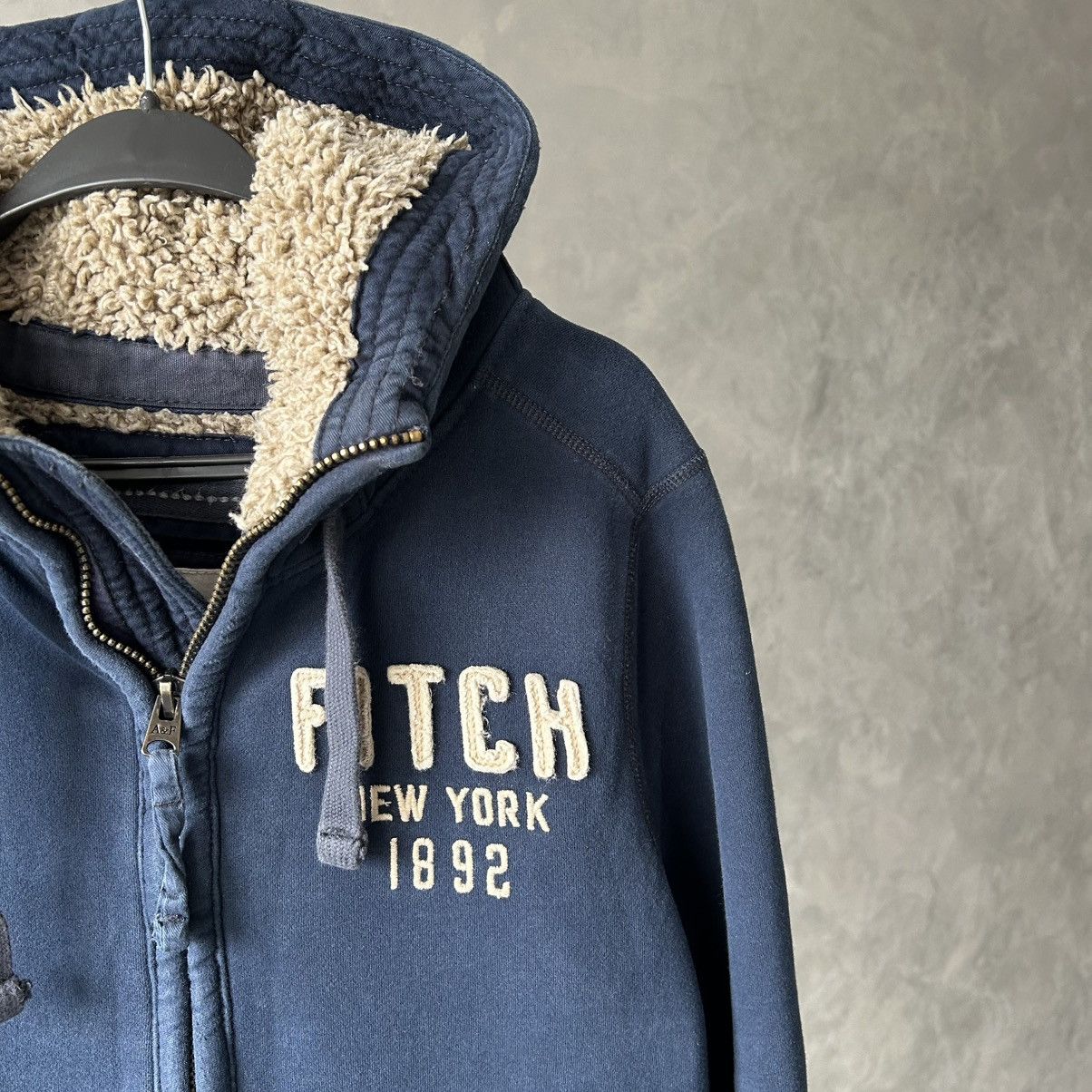 Abercrombie & Fitch Vintage Y2K Abercrombie& Fitch Wolf Heavy Zip Hoodie Jacket Size US M / EU 48-50 / 2 - 6 Thumbnail