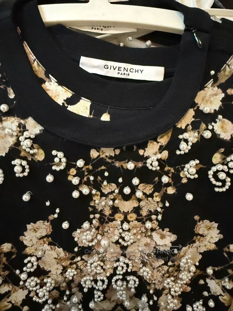 Givenchy Givenchy Pearl Starry Sky Embroidered Black Mesh T-shirt Size US M / EU 48-50 / 2 - 3 Thumbnail