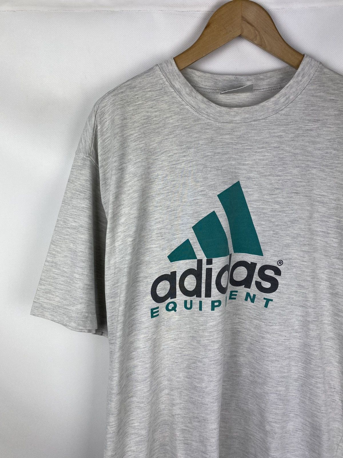 Vintage Adidas Equipment vintage men’s big logo t shirt size Xl Size US XL / EU 56 / 4 - 4 Thumbnail