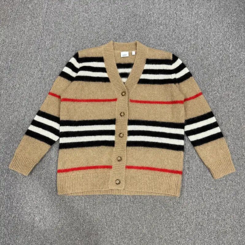 Burberry Burberry Men's Color-Block Wool Knit Sweater Size US L / EU 52-54 / 3 - 1 Thumbnail
